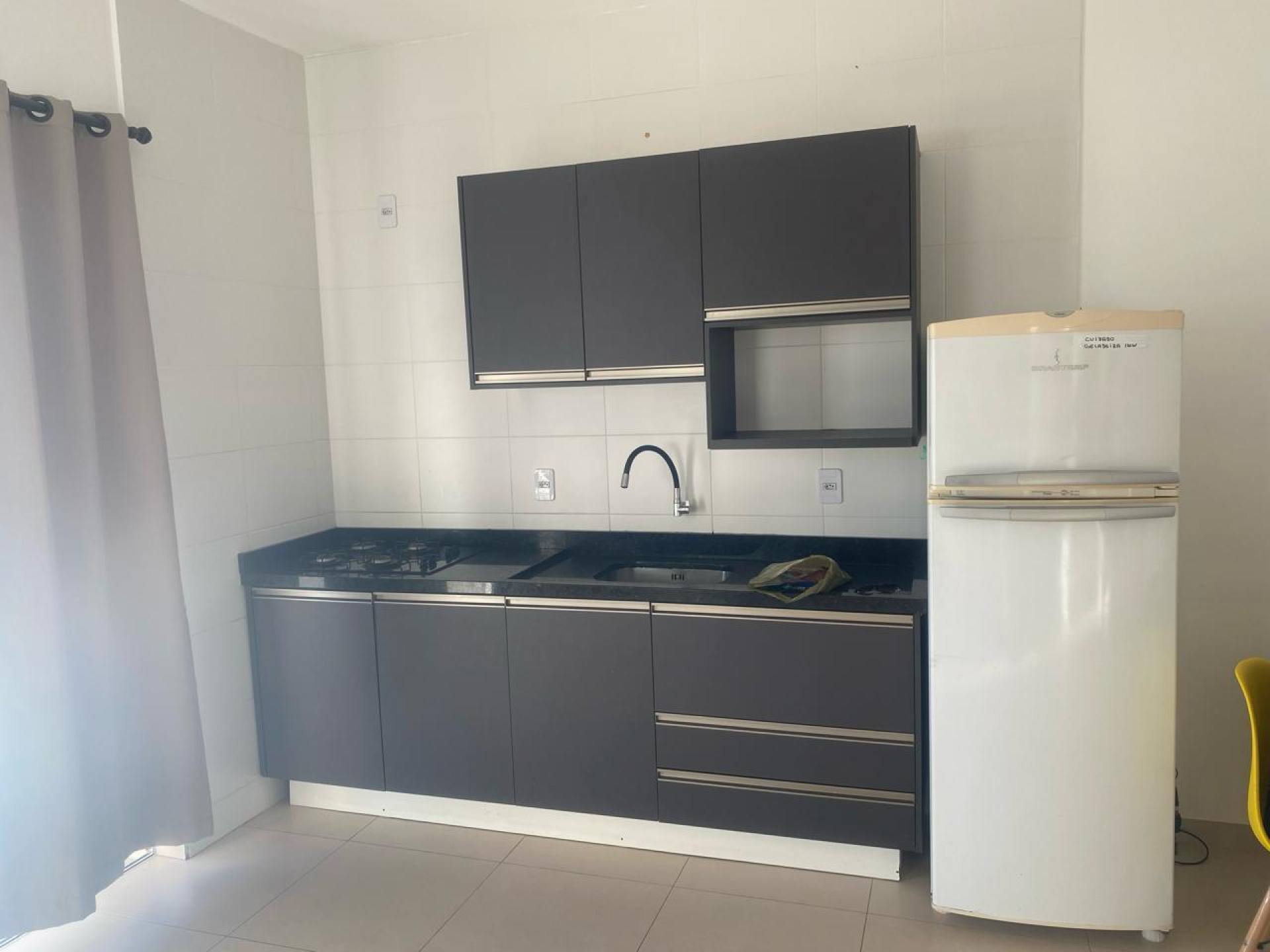 Lindo Apartamento Para Vender com 3 quartos (1 suíte) no bairro Itacolomi em Balneário Piçarras