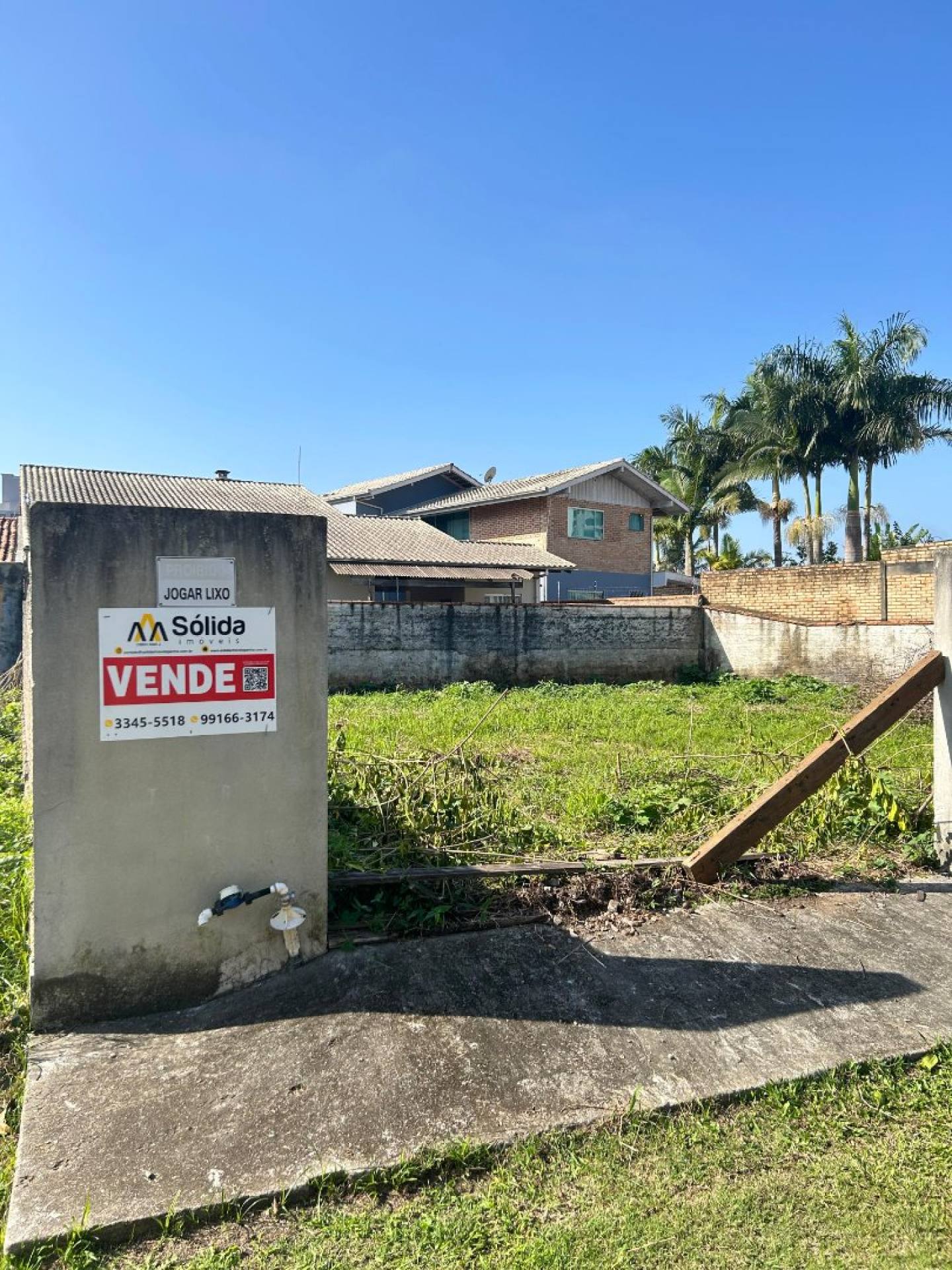 Terreno quadra mar na Praia do Quilombo