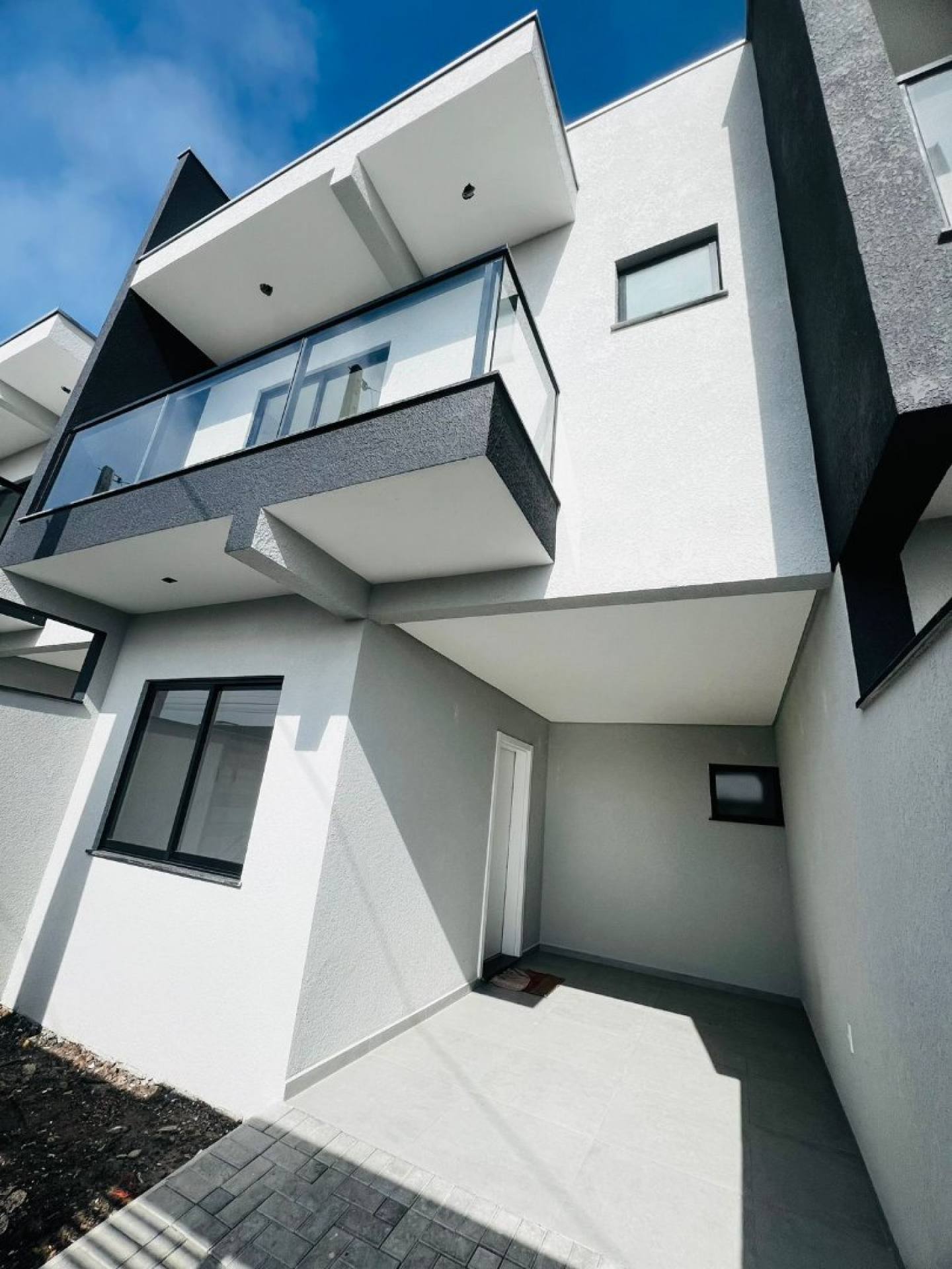 Lindos Sobrados Com 2 Suítes no Itacolomi em Balneário Piçarras