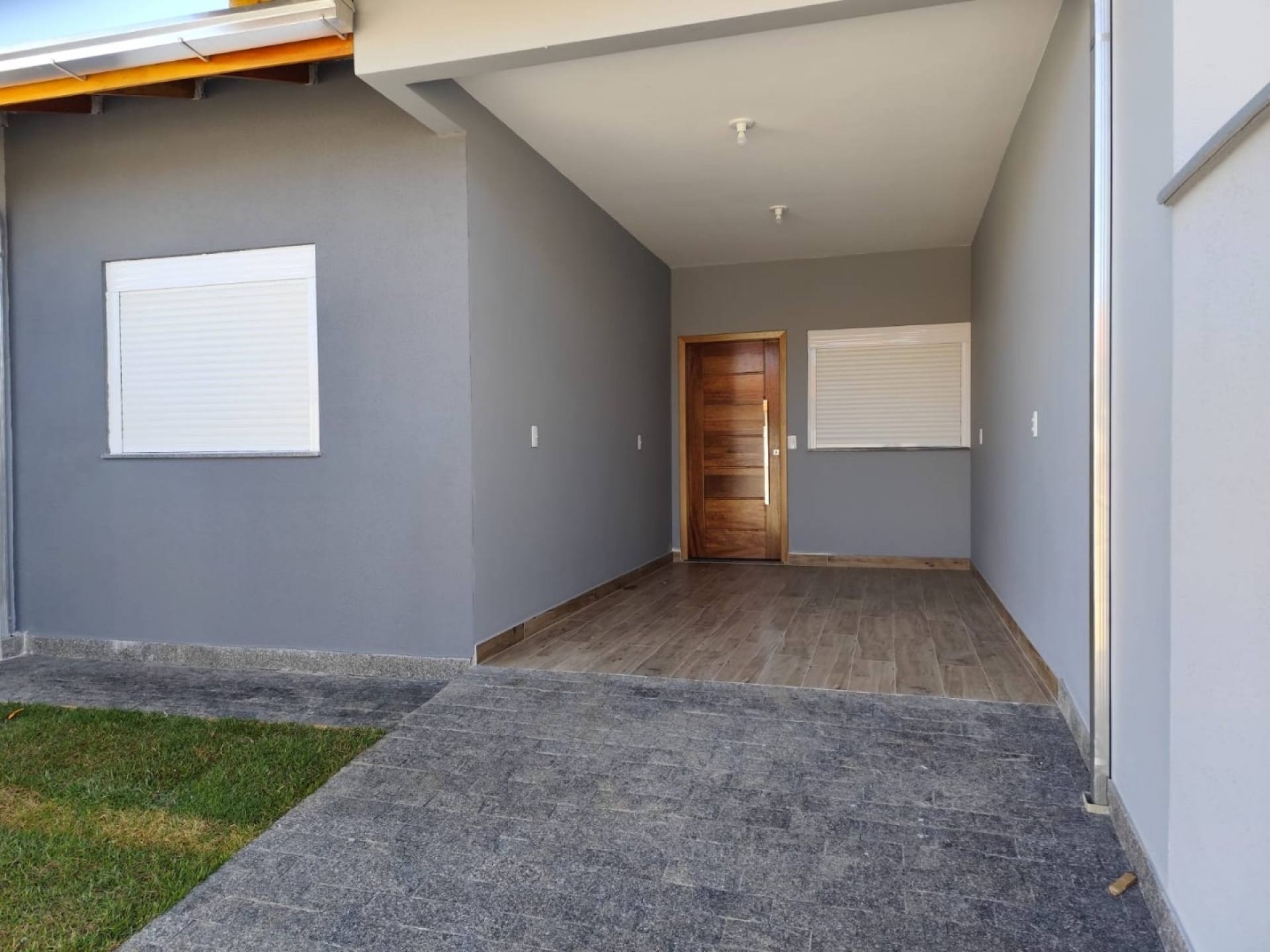 Excelente casa com 3 Dormitórios, sendo 1 Suíte em Balneário Piçarras