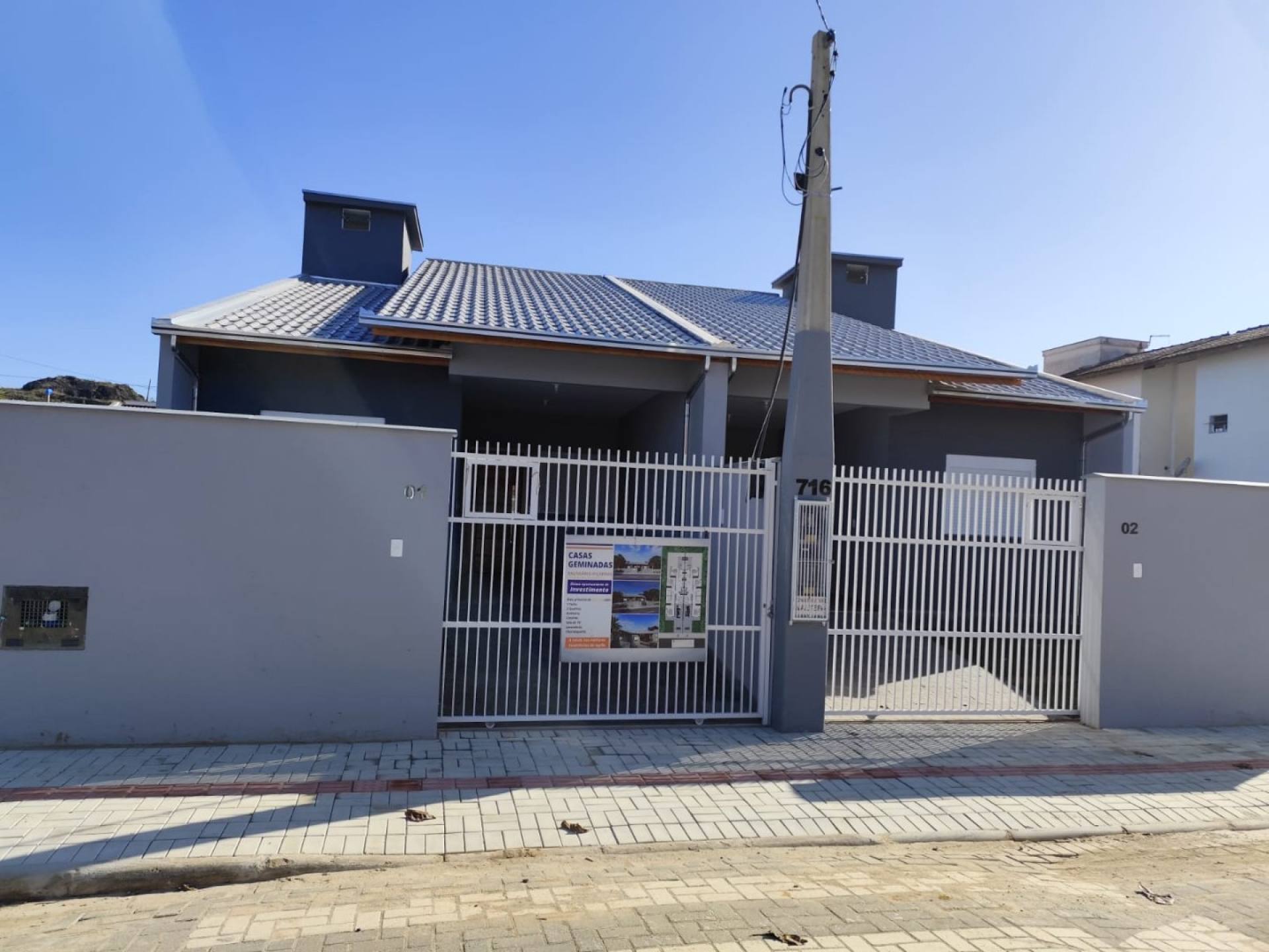 Excelente casa com 3 Dormitórios, sendo 1 Suíte em Balneário Piçarras