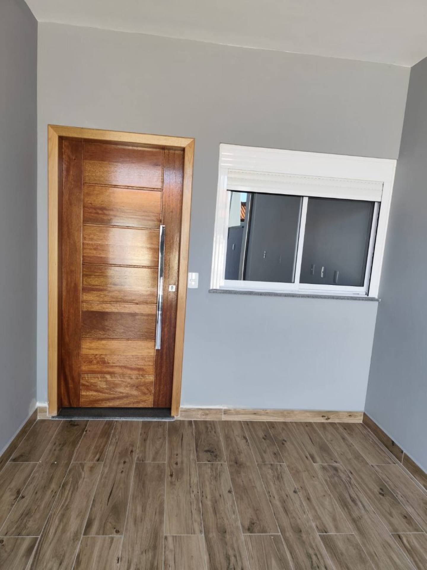 Excelente casa com 3 Dormitórios, sendo 1 Suíte em Balneário Piçarras