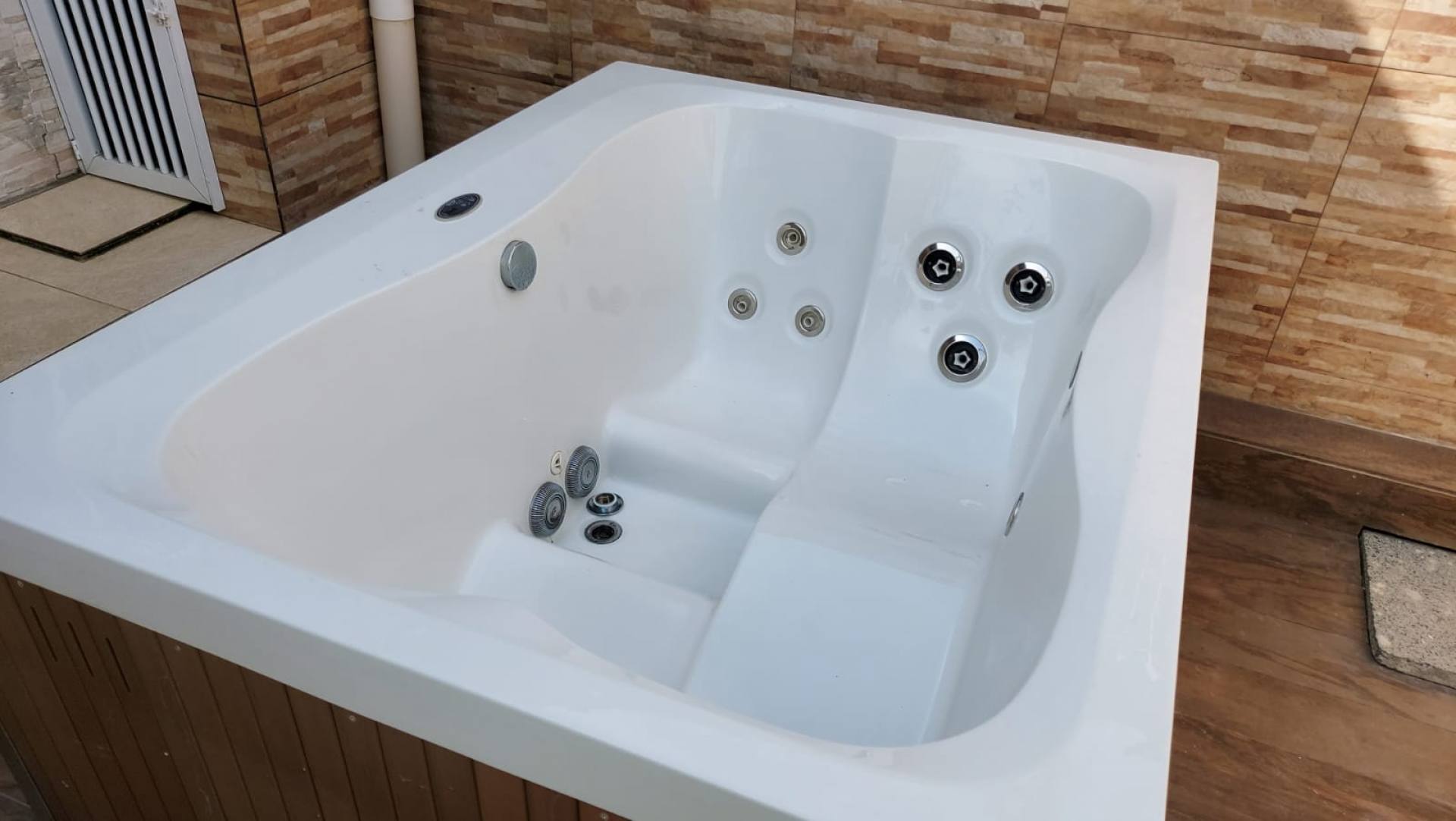 Casa com 1 suíte e 1 Dormitório No Itacolomi a 750m da Praia