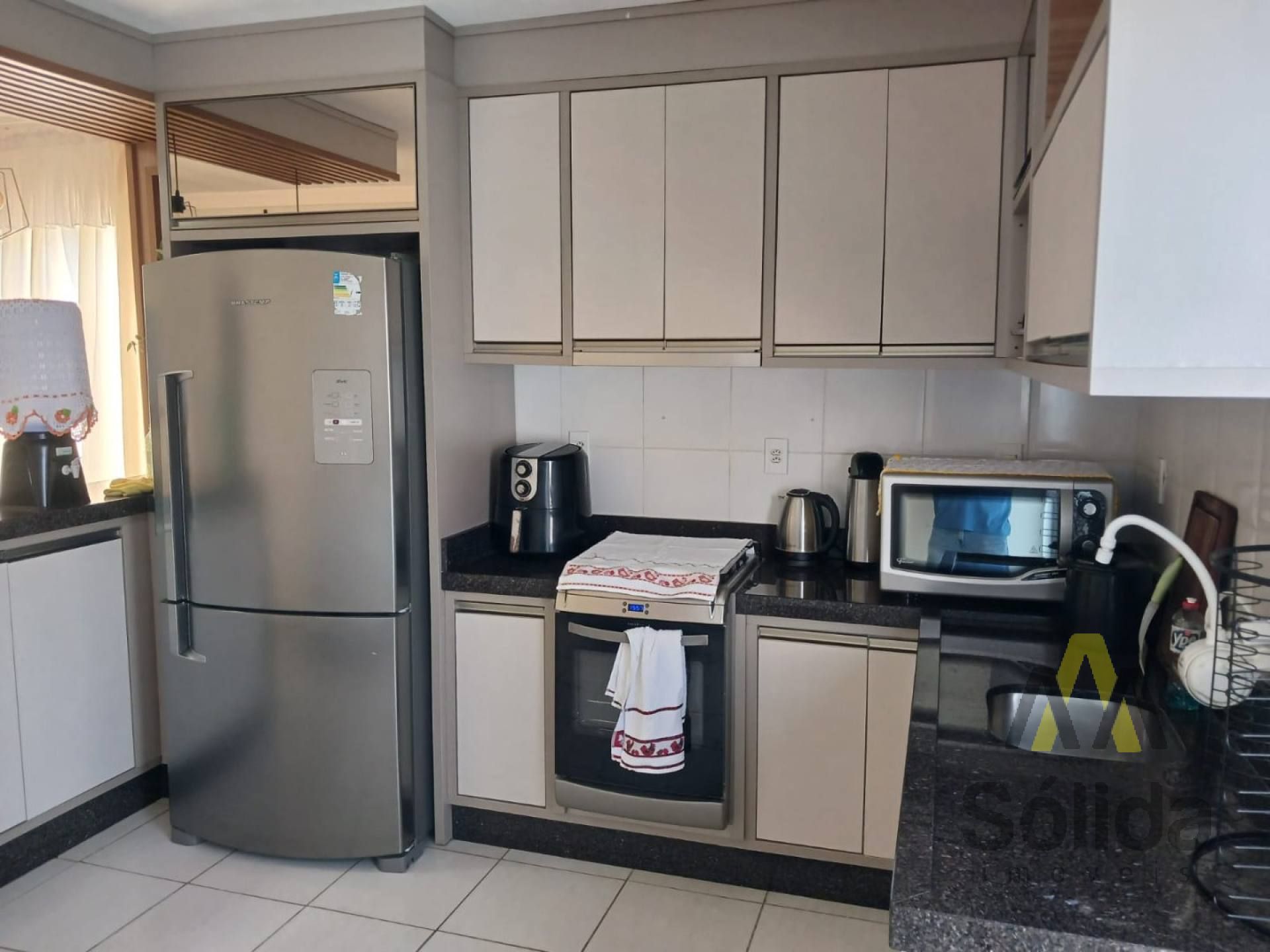 Casa Para Vender Com Piscina no Centro em Penha