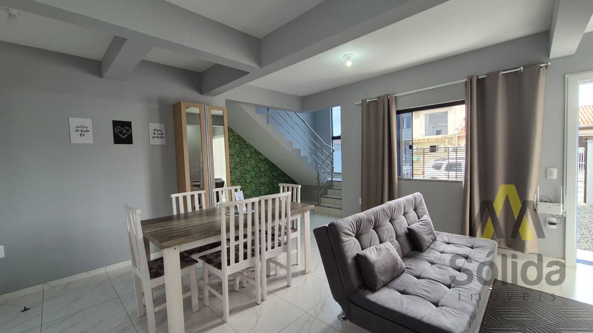 Sobrado Para Vender com 2 quartos 1 suítes no bairro Praia de Armação em Penha