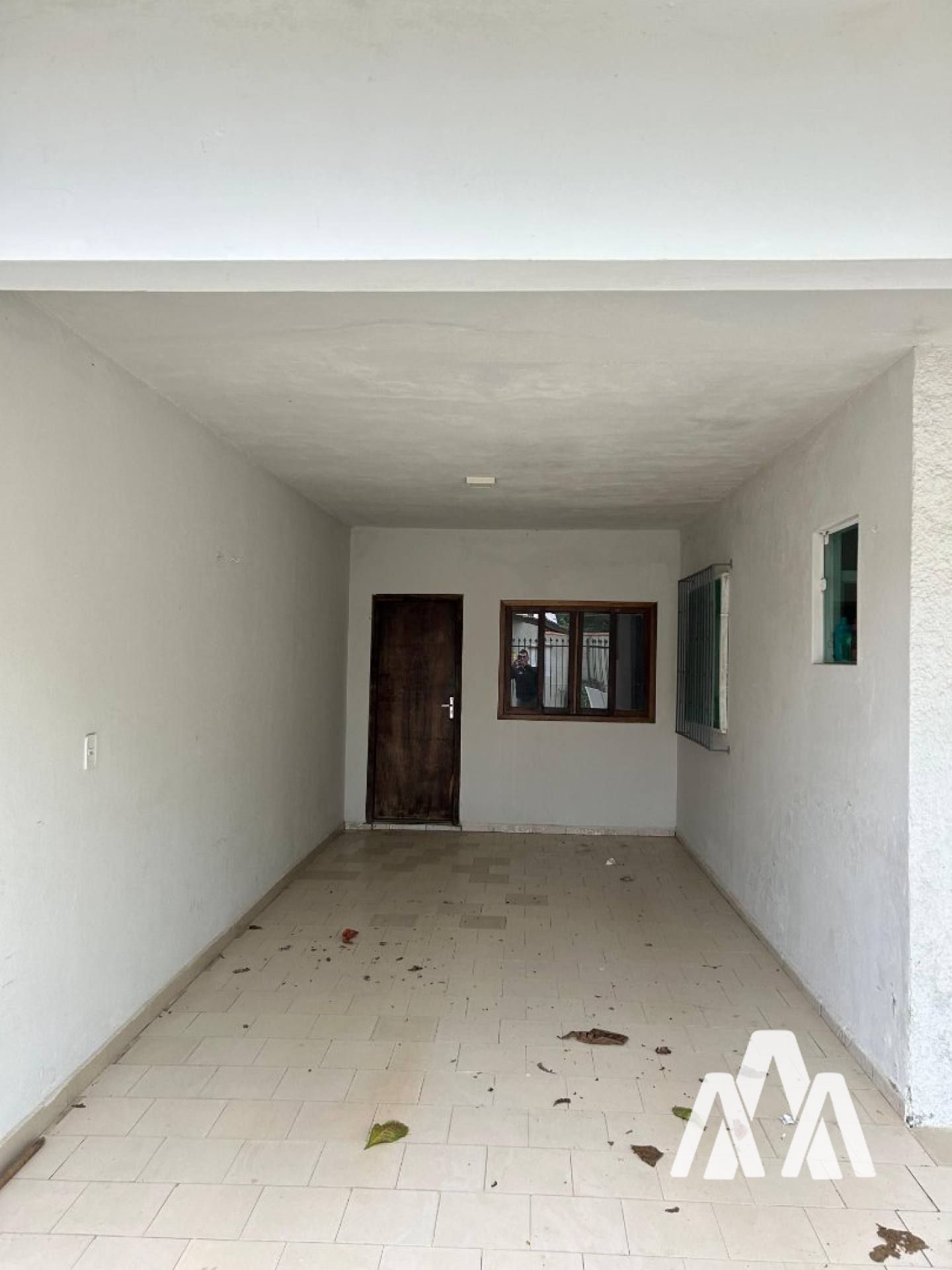 Casa Para Vender com 4 Dormitórios no Bairro Nossa Senhora de Fátima em Penha