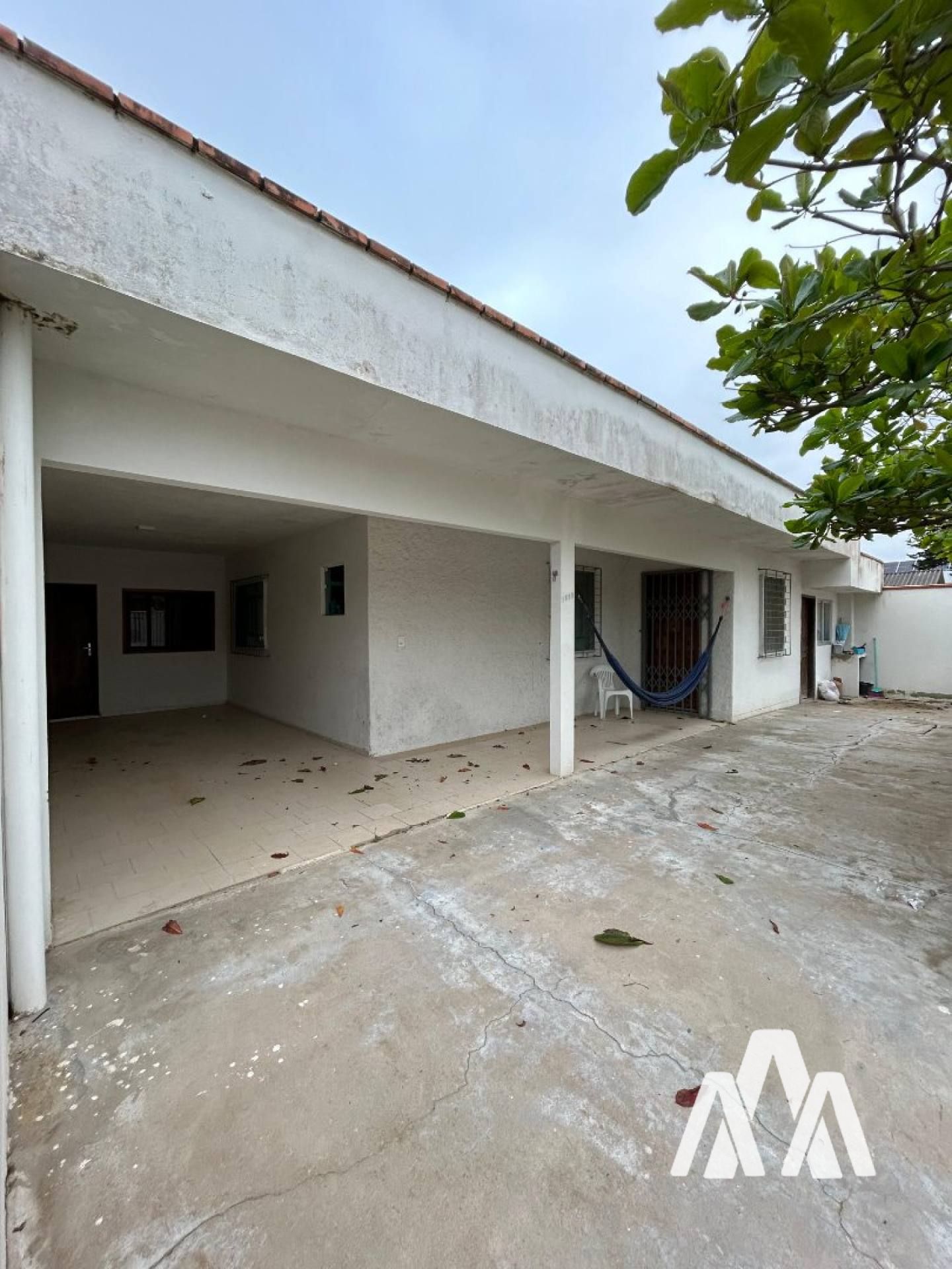 Casa Para Vender com 4 Dormitórios no Bairro Nossa Senhora de Fátima em Penha
