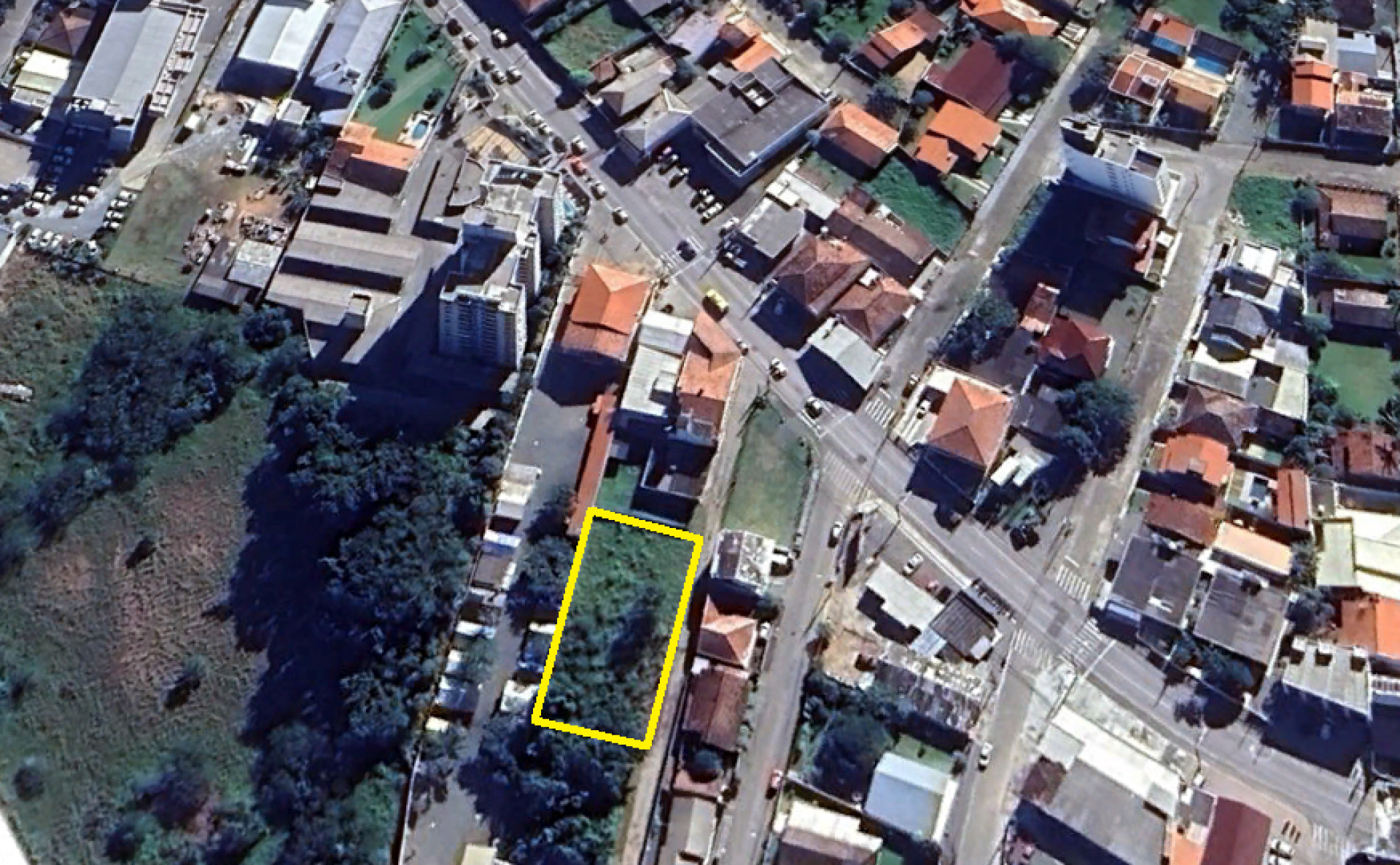 Sobrado Pronto para Morar com 3 quartos 1 suite no Centro em Penha