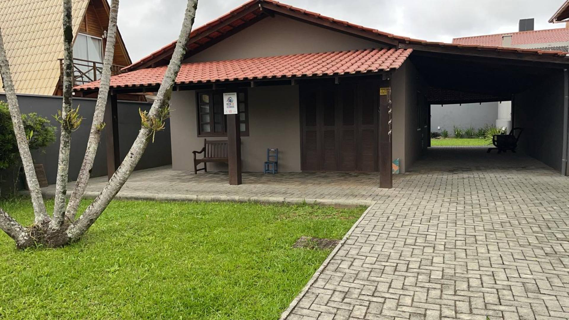 Casa Para Vender com 2 quartos no bairro Armação em Penha