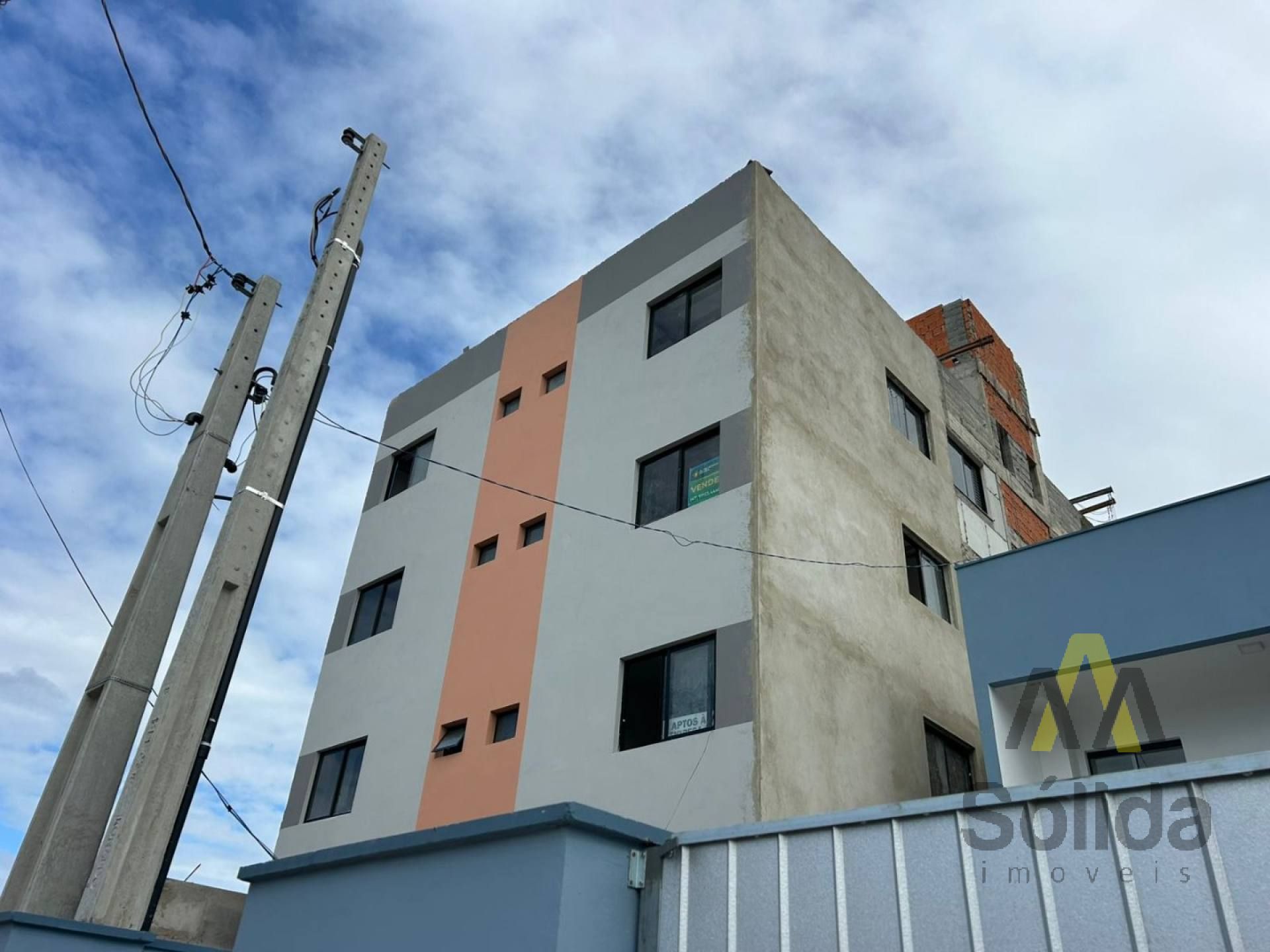 Apartamento com 2 quartos sendo 1 suíte no bairro Nossa Senhora de Fatima em Penha