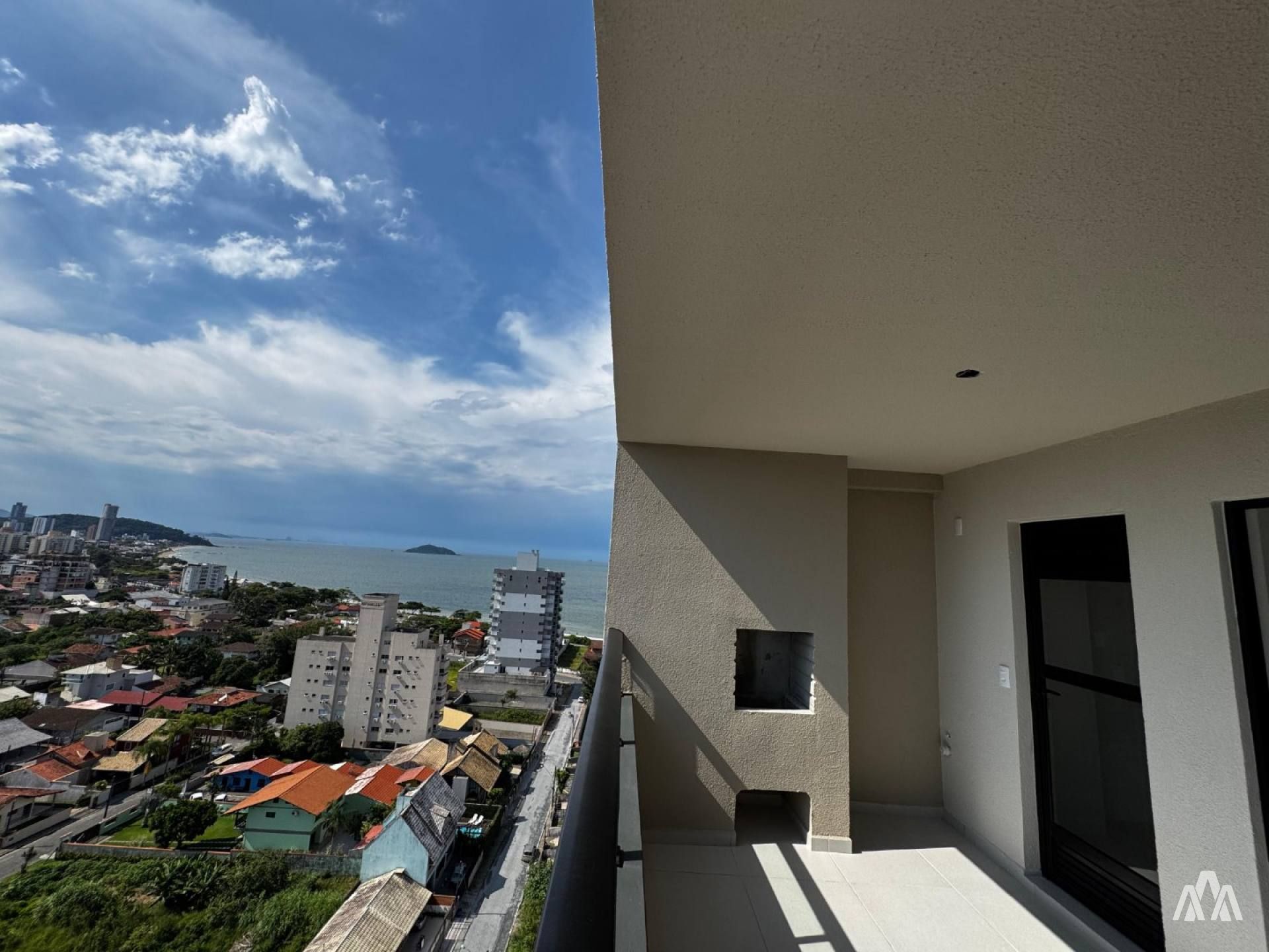 Apartamento Vista Mar e Lazer Completo