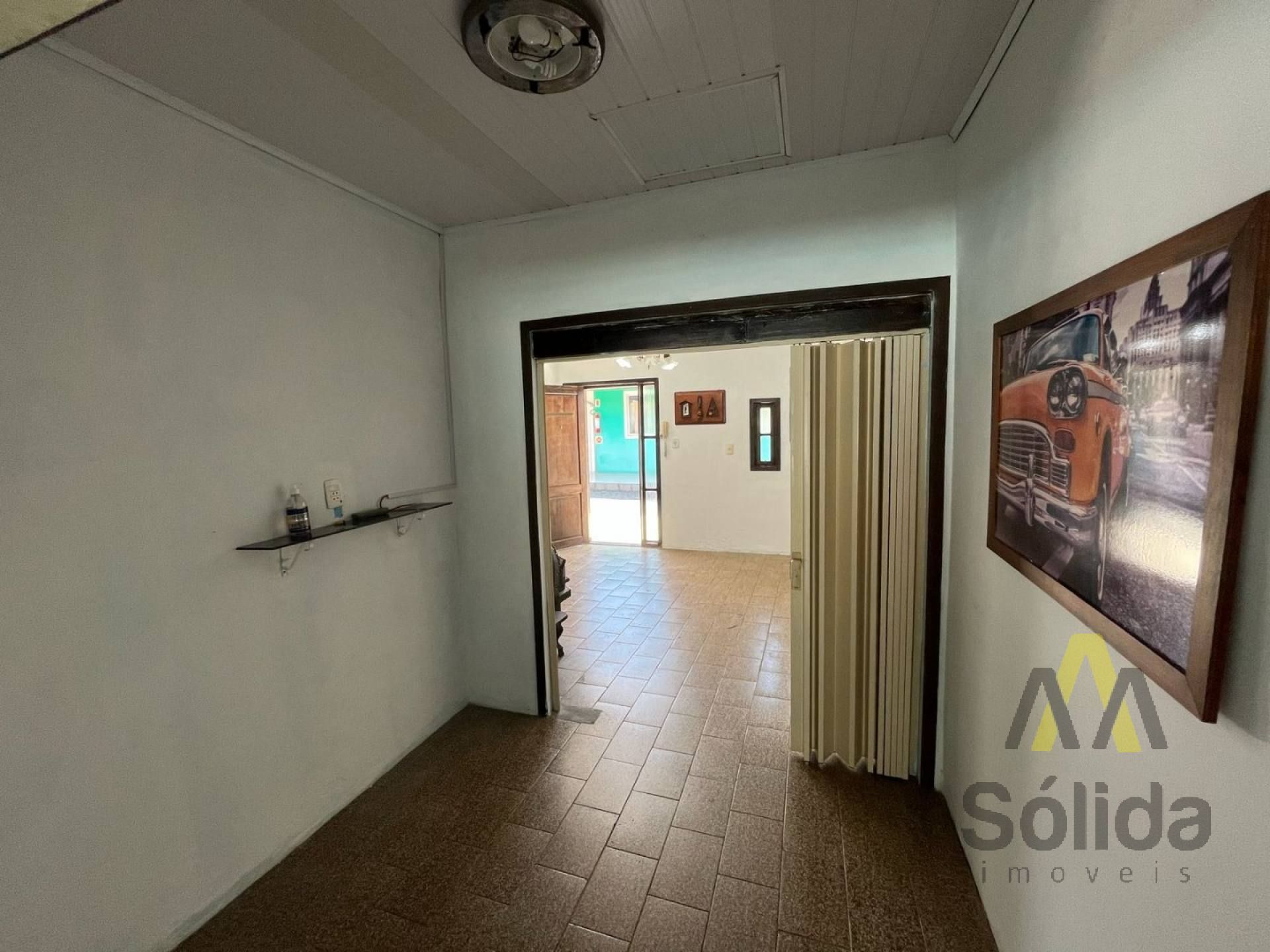 CASA NO CENTRO DE PENHA