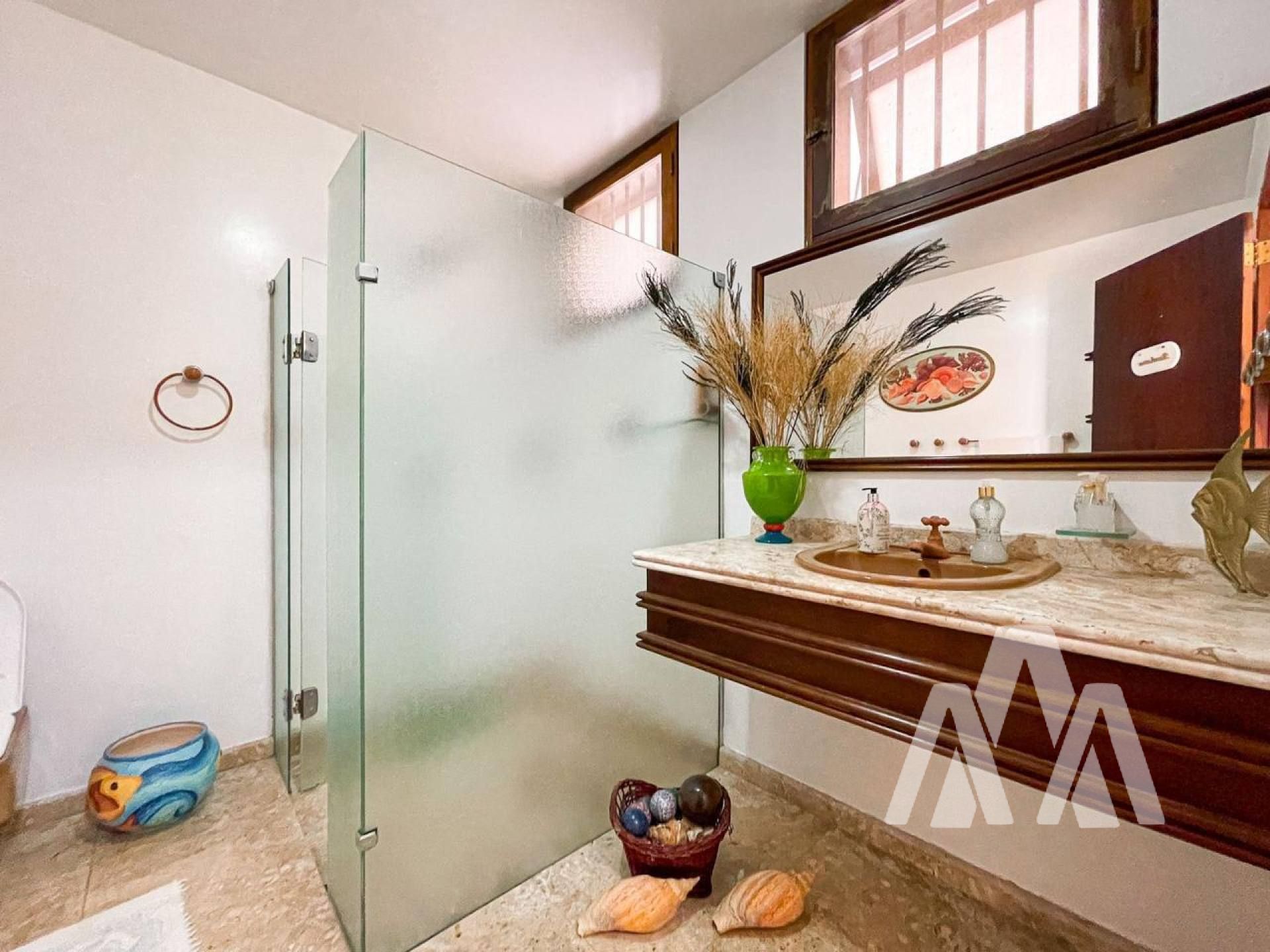 Casa de Alto Padrão Frente Mar