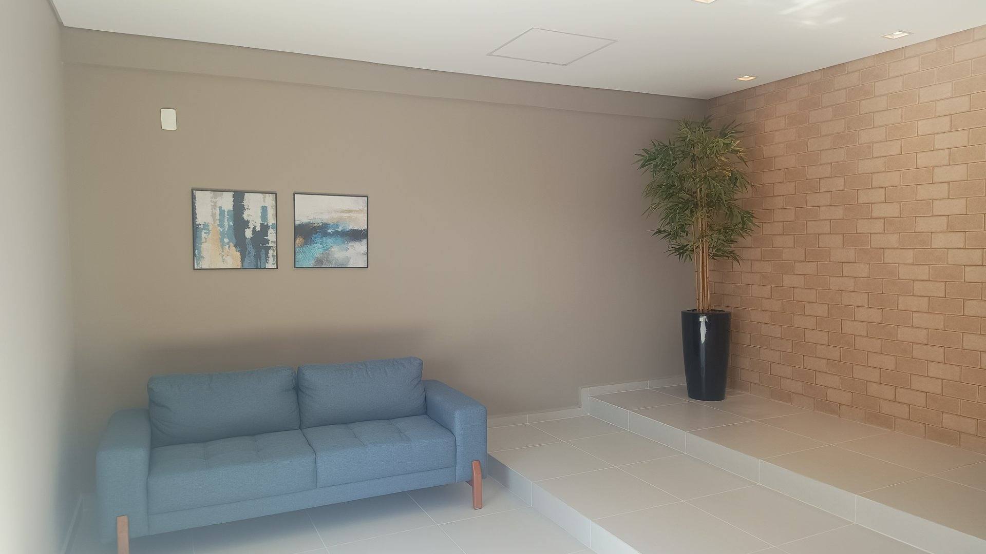 Apartamentos de 3 Dormitórios, Sendo 1 suíte, apenas 390 metros do mar.