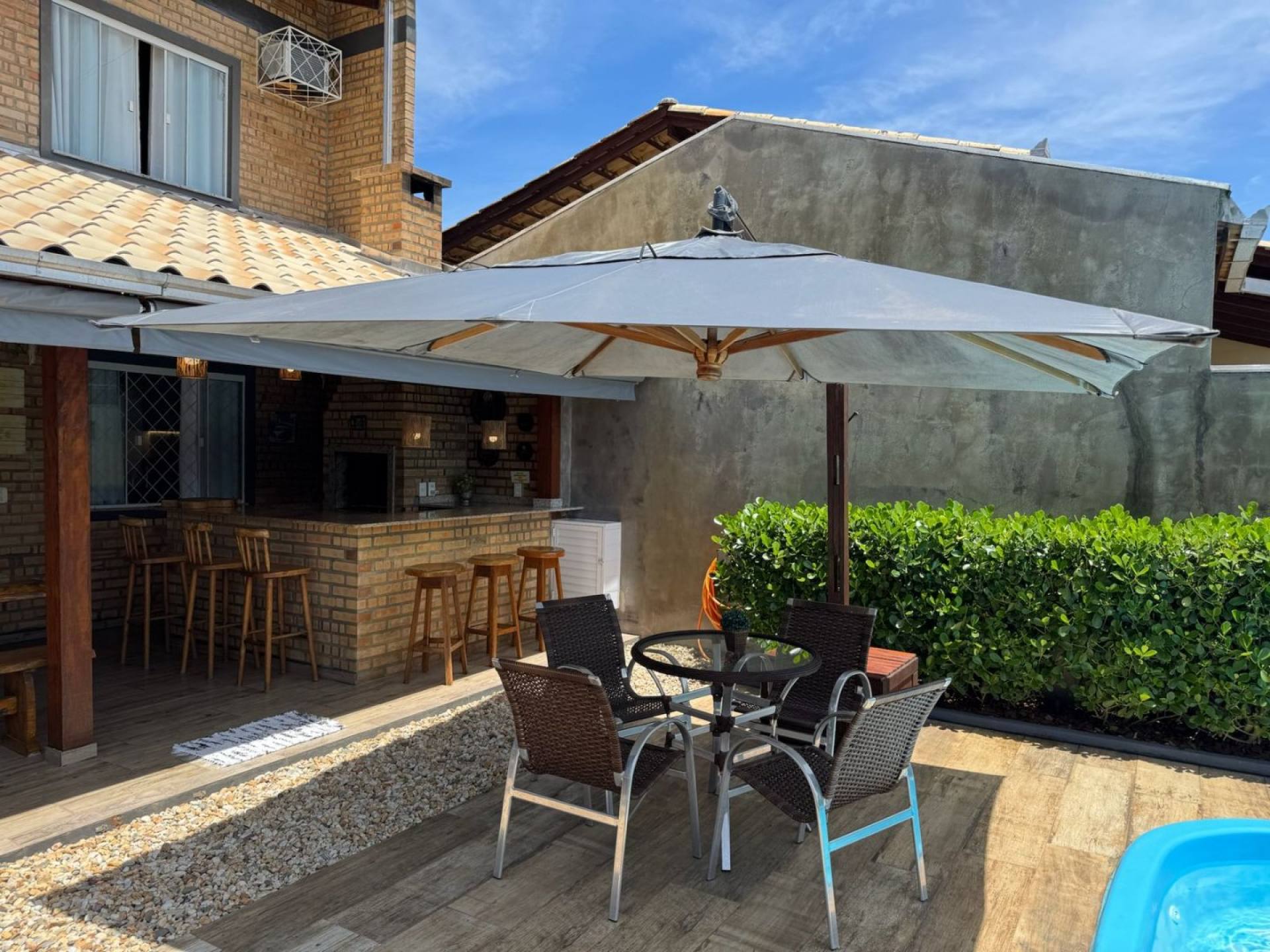 Casa com Piscina em Penha