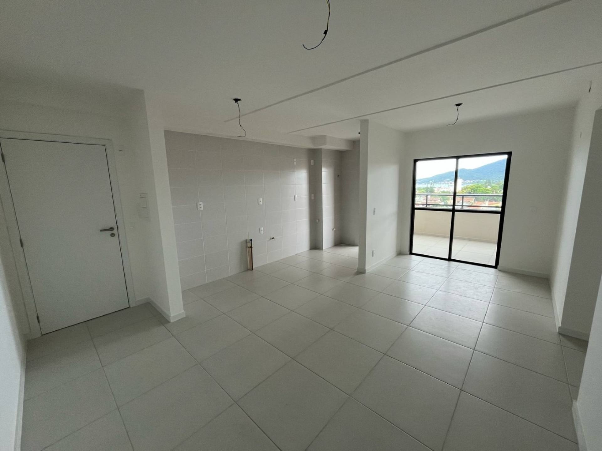 Apartamento SKYLINE - 3 dormitórios (1 Suíte)