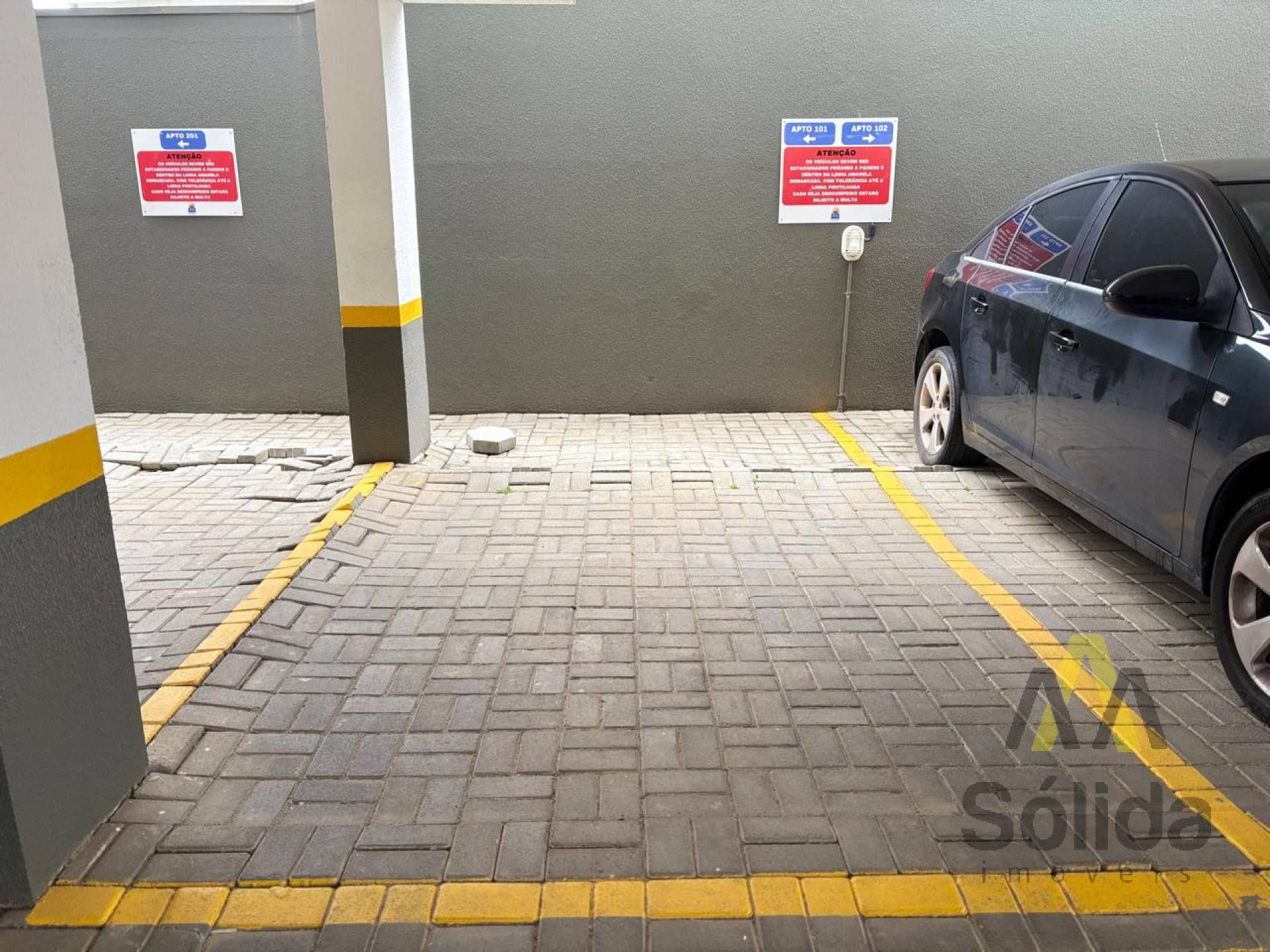 Apartamento Para Vender com 2 quartos no bairro Praia de Armação em Penha