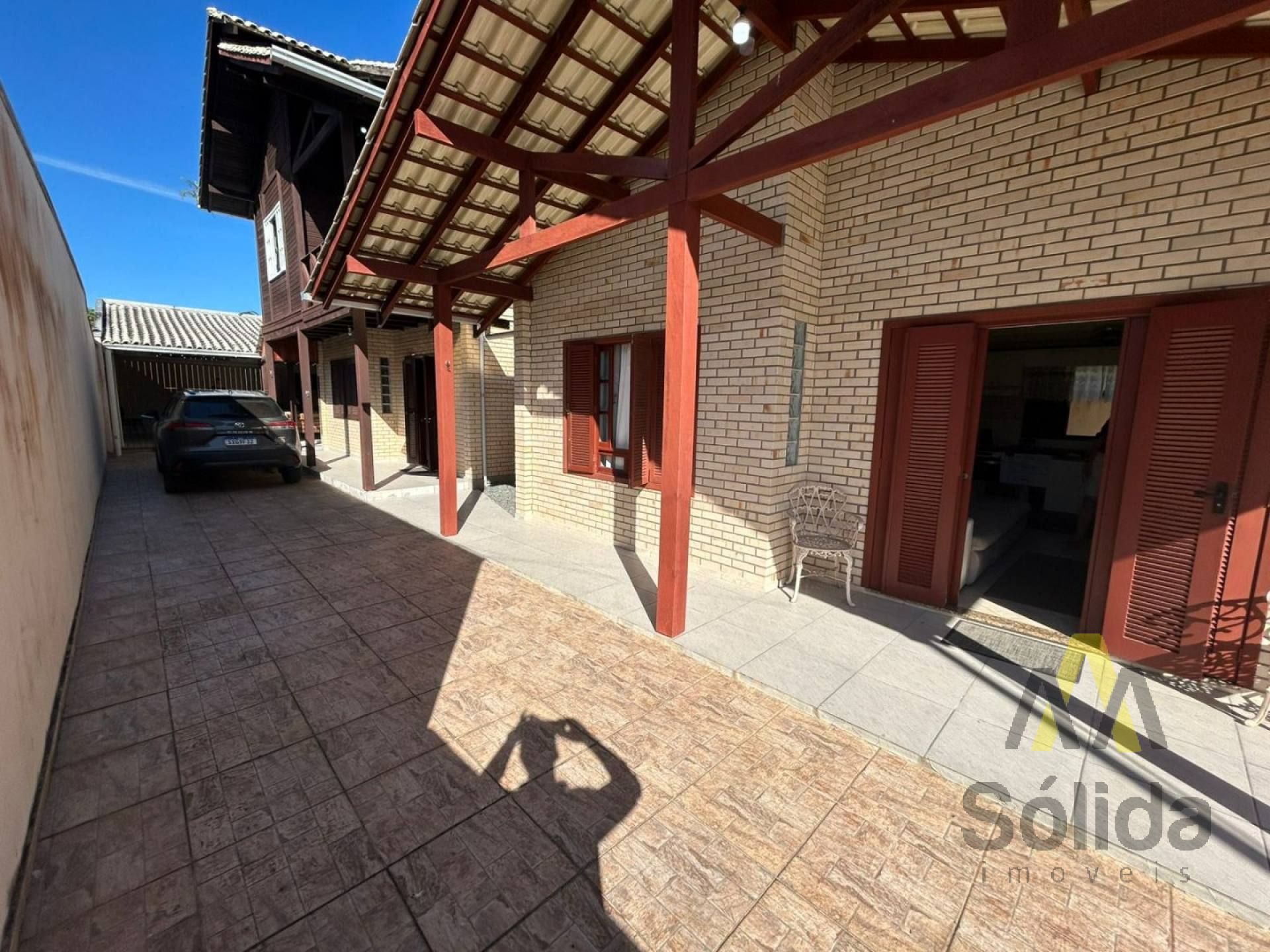 Ampla Casa Para Vender com 5 quartos no Bairro Centro em Penha