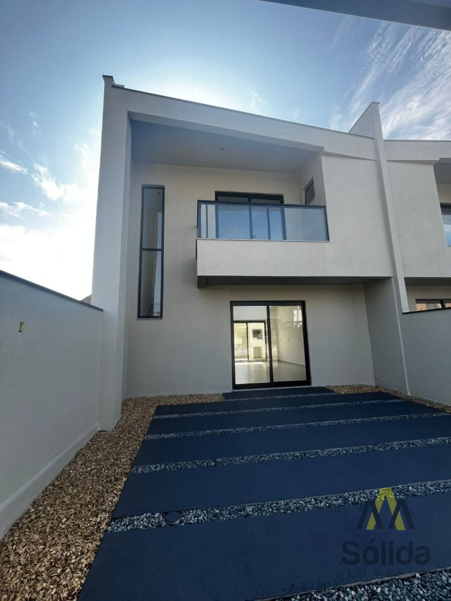 Sobrado com Piscina Itacolomi, 400 mts do Mar