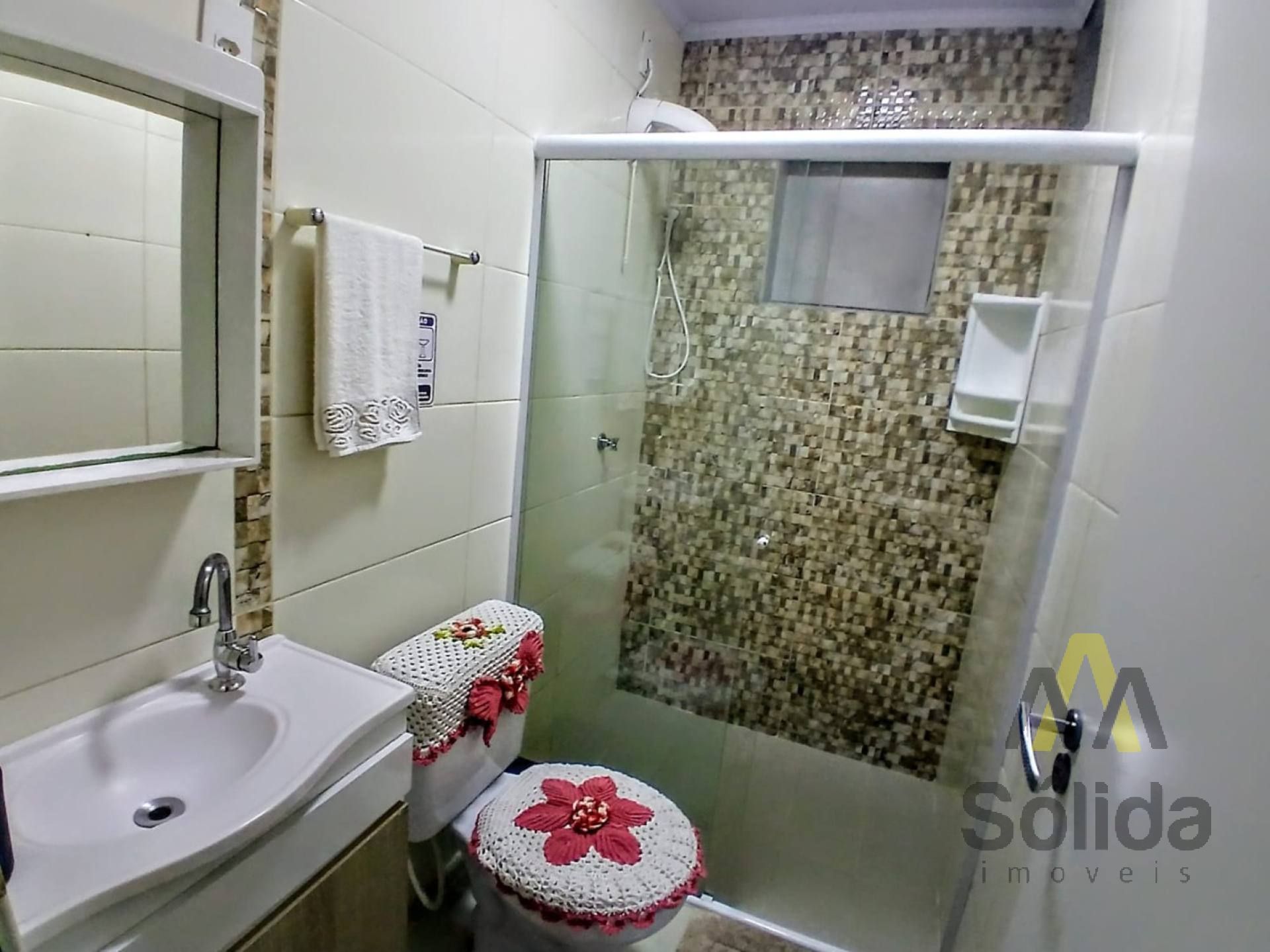 Casa Para Vender com 6 quartos 3 suítes no bairro Santa Lidia em Penha