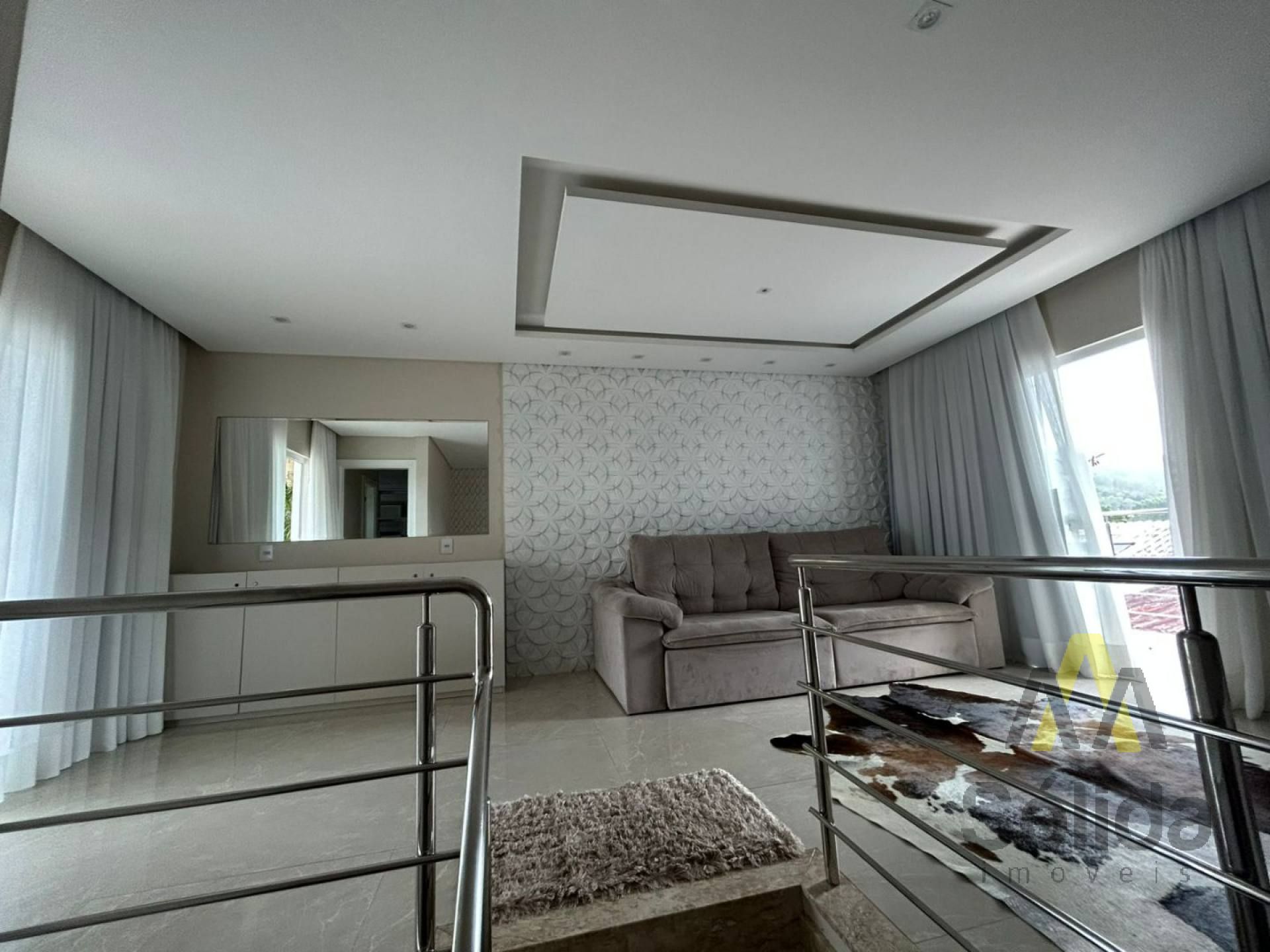 Casa para Investimento em Locação Diária com 3 cômodos