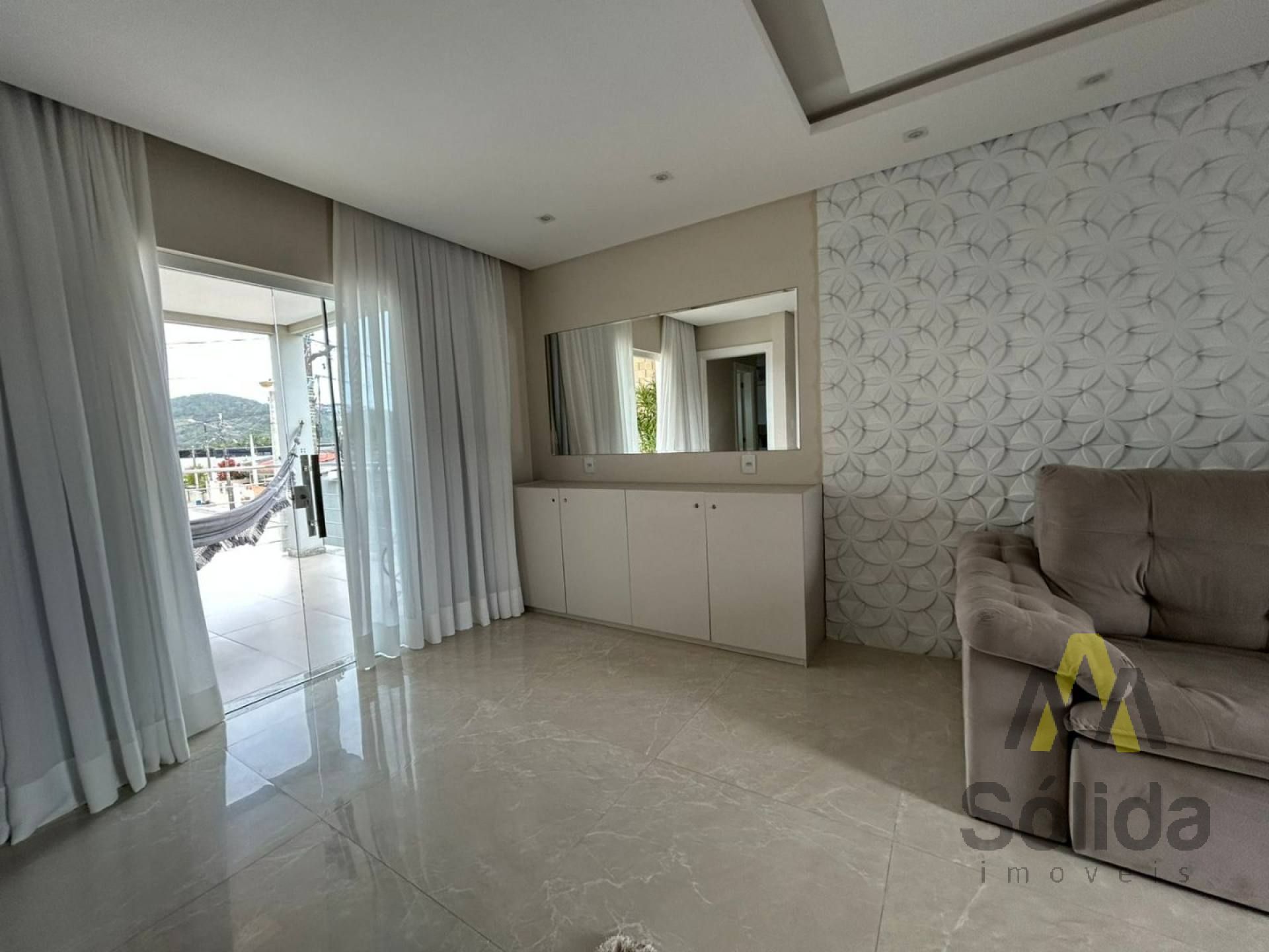 Casa para Investimento em Locação Diária com 3 cômodos