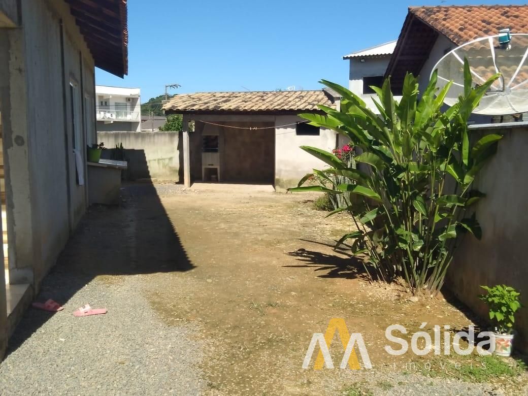 Casa Para Vender com 3 quartos no bairro Nossa Senhora da Paz em Balneário Piçarras