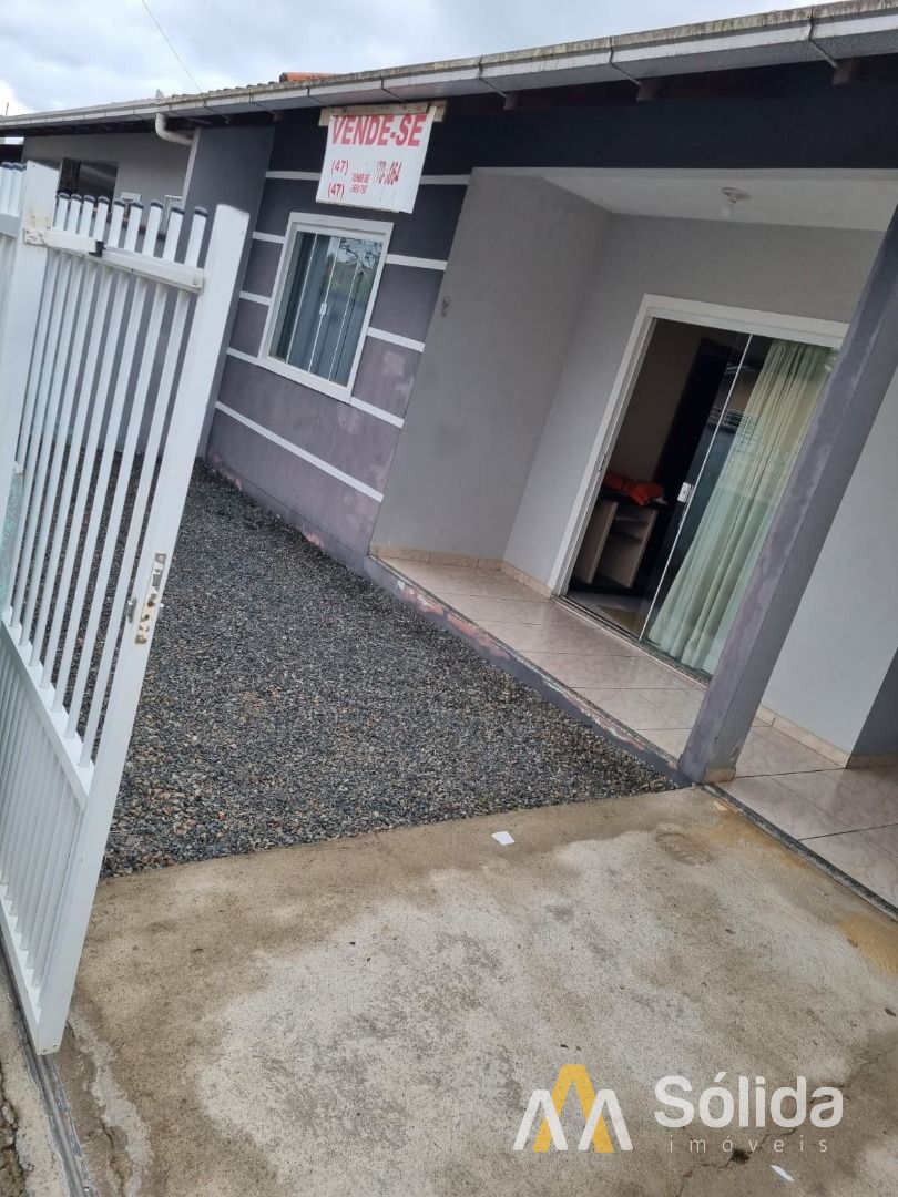 Casa à venda (2 quartos) no bairro Centro em Balneário Piçarras/SC