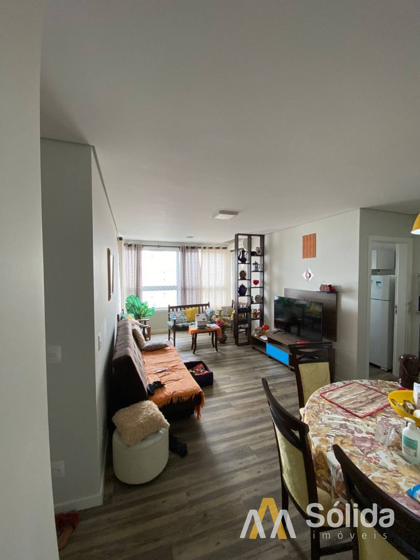 Apartamento Para Vender com 2 quartos 1 suítes no Porto Piçarras bairro Itacolomi.