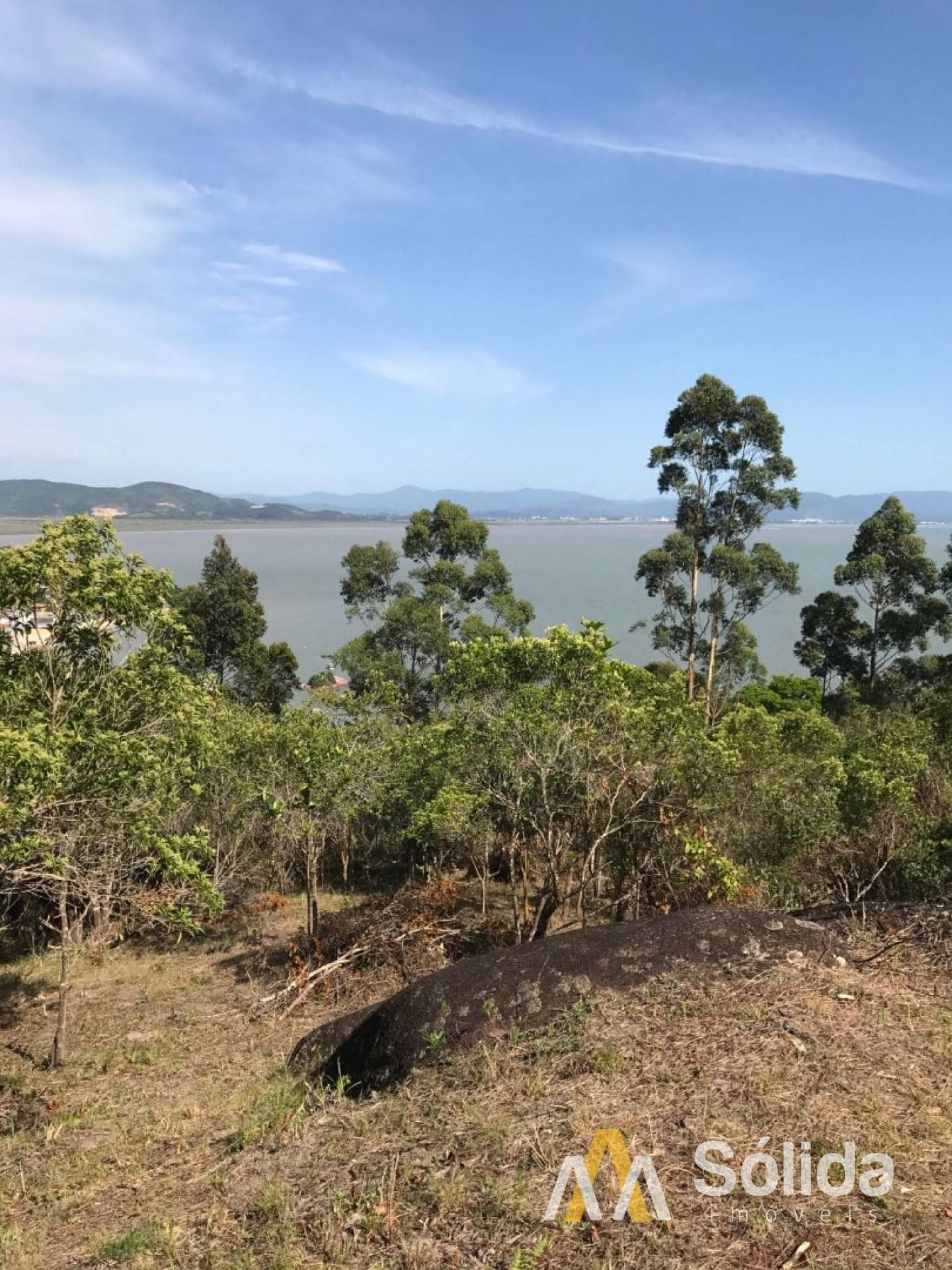 Lote / Terreno Comercial Para Vender no bairro Canto dos Ganchos em Governador Celso Ramos