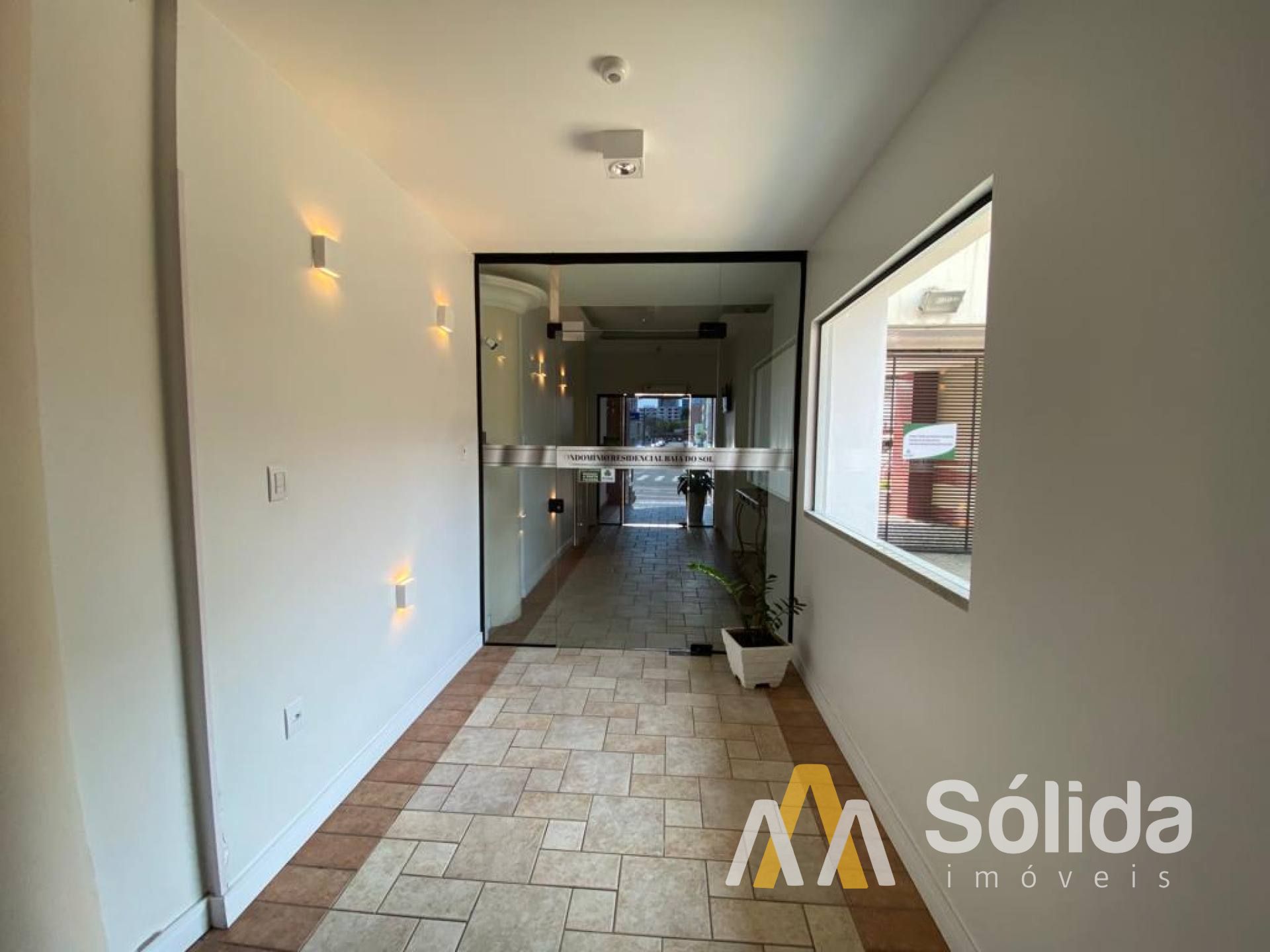 Apartamento Para Vender com 3 quartos 1 suítes no bairro Centro em Itajaí