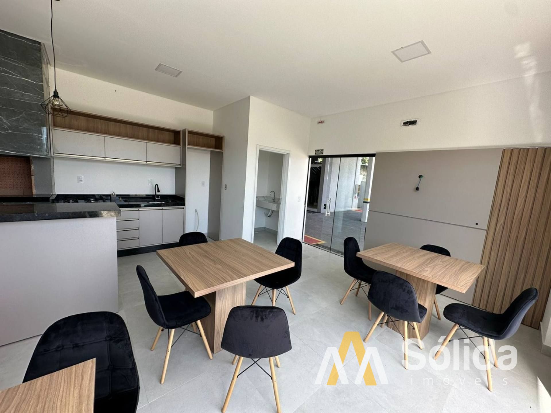 Apartamento à venda, 2 quartos (1 suíte) no bairro Nossa Senhora da Paz em Balneário Piçarras/SC