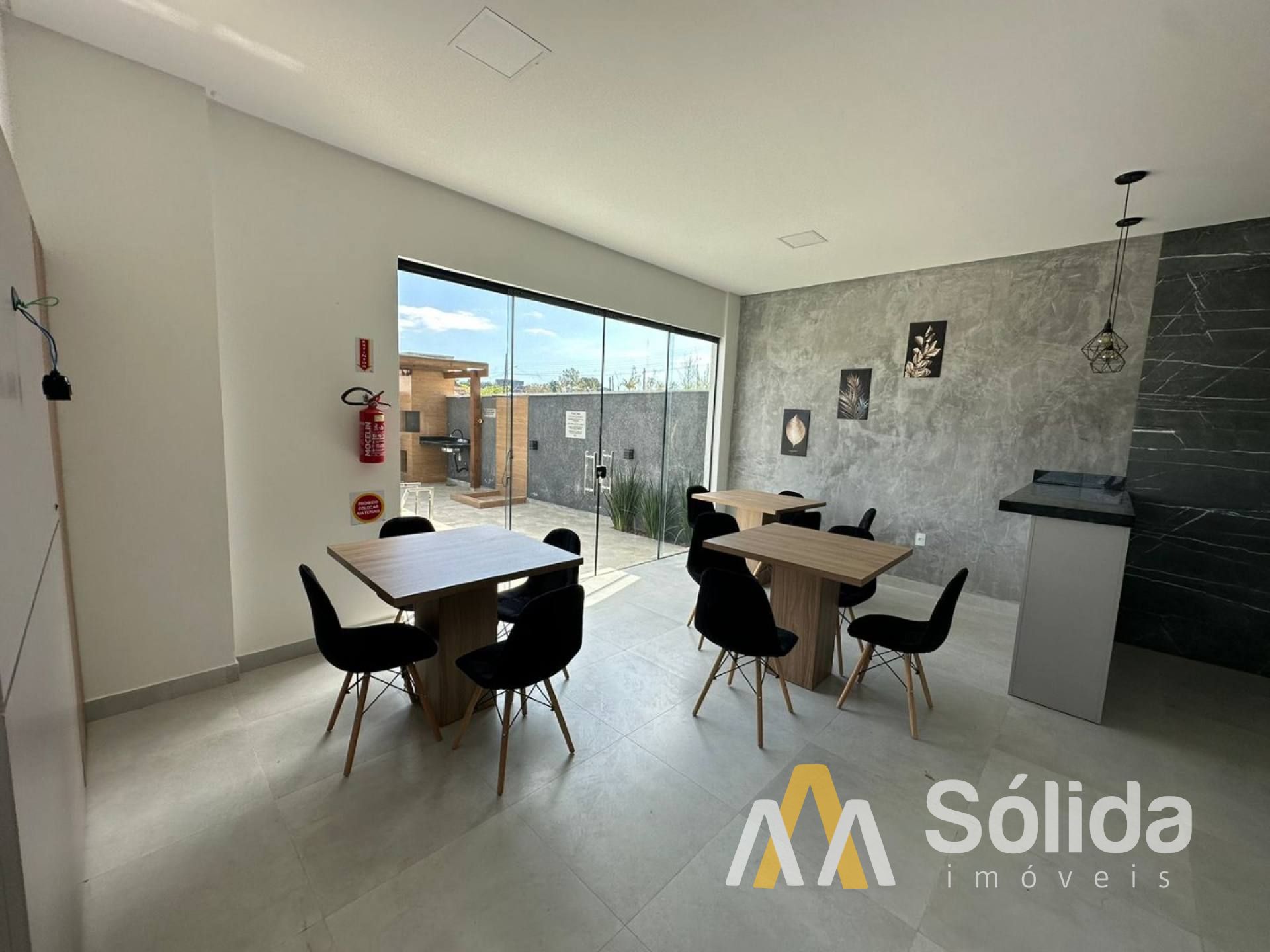 Apartamento à venda, 2 quartos (1 suíte) no bairro Nossa Senhora da Paz em Balneário Piçarras/SC