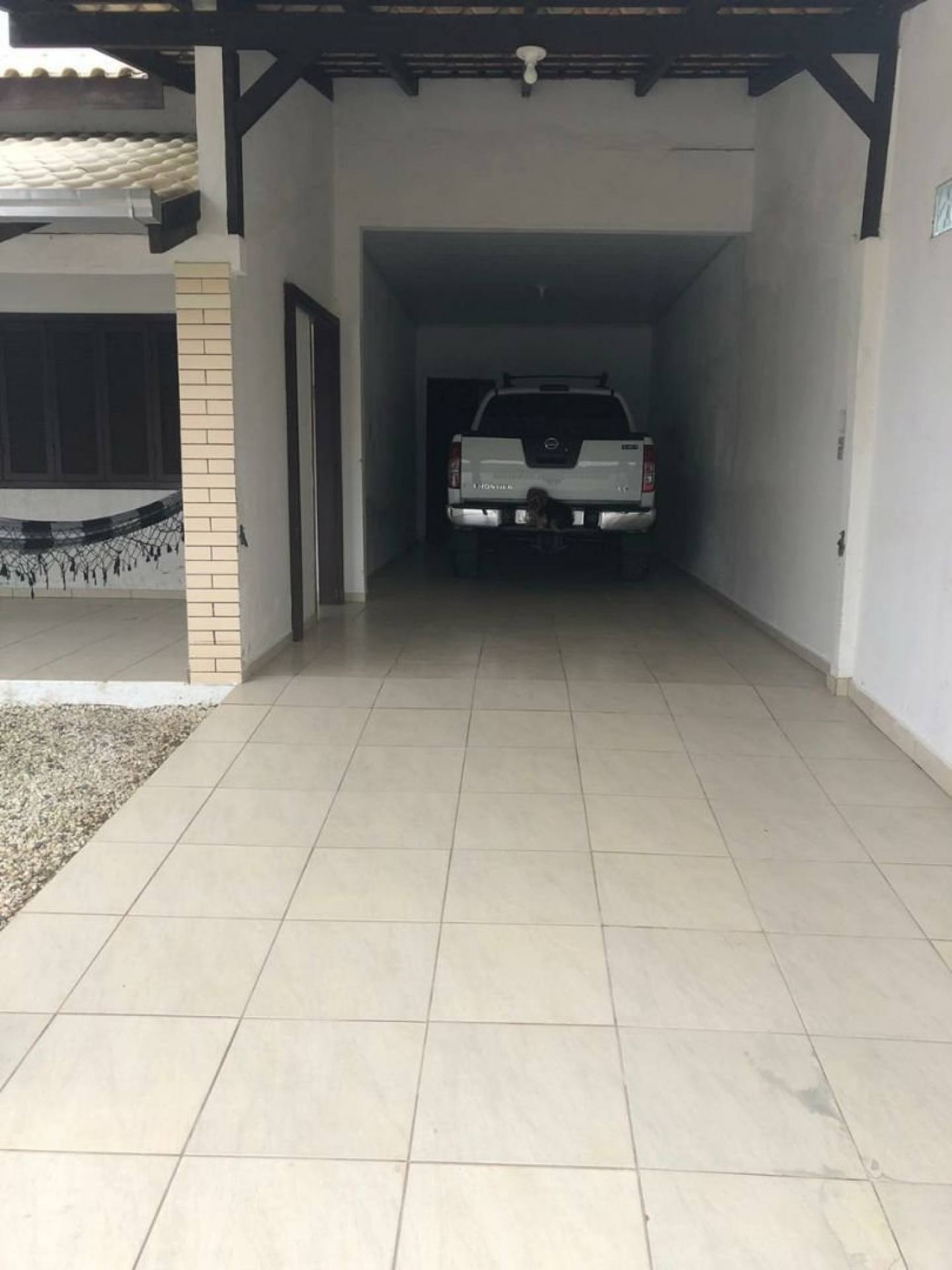 Casa Para Vender com piscina e 3 quartos no bairro Nossa Senhora de Fatima em Penha