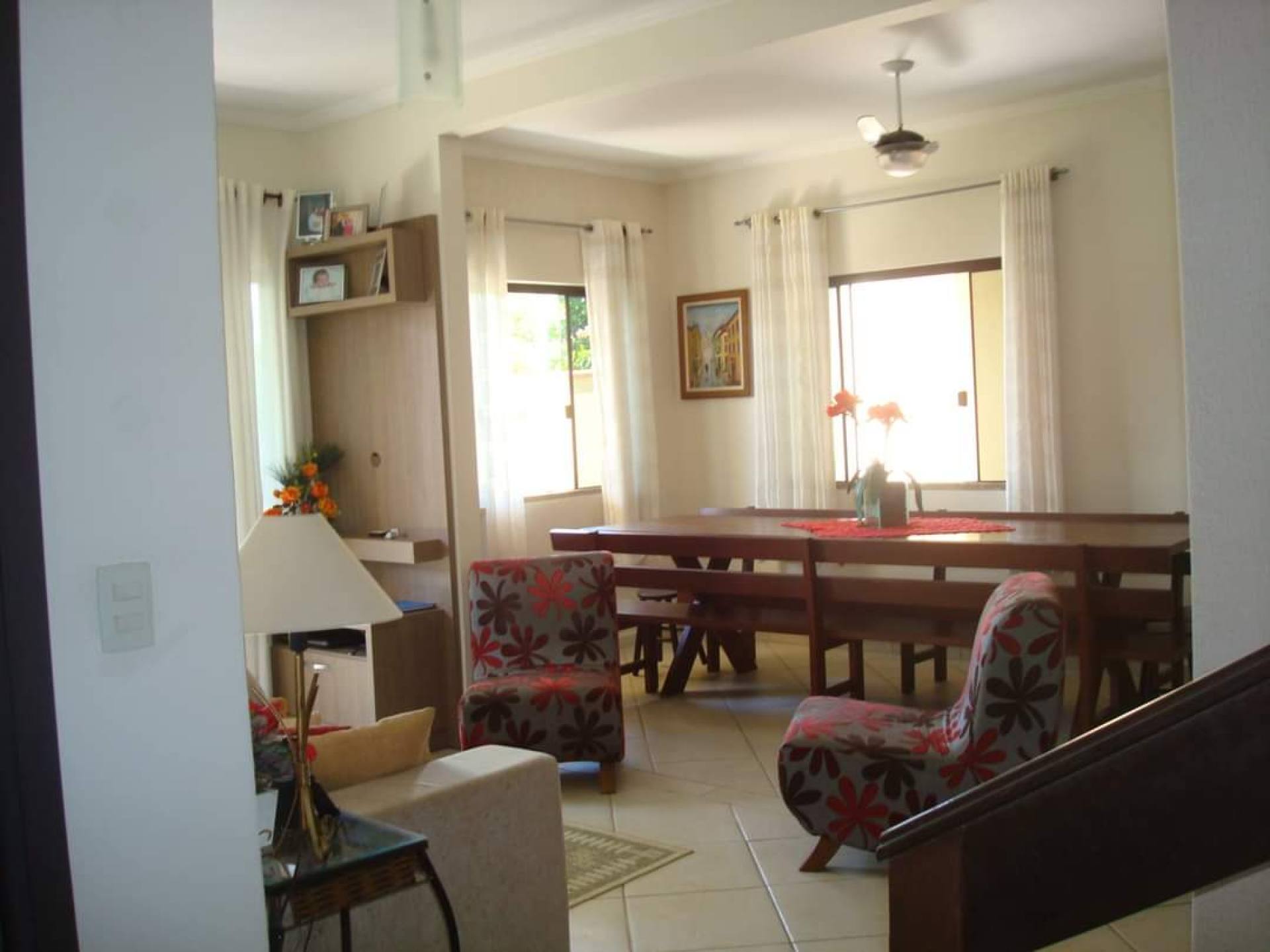 Pousada a Venda com 4 quartos, sendo 3 suítes no bairro Armação em Penha