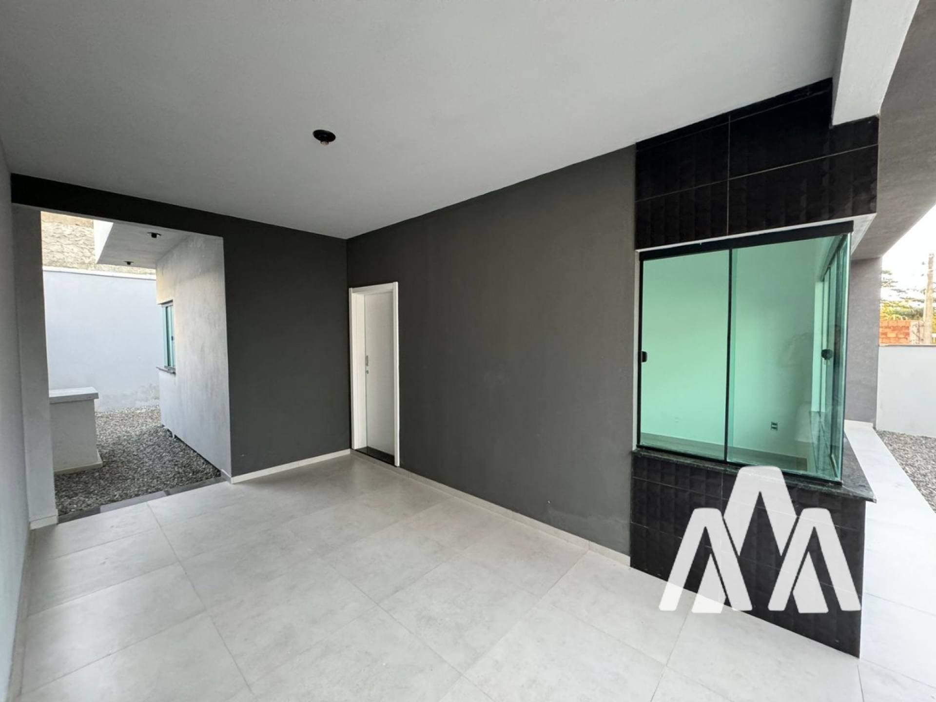 Casa Para Vender com 2 quartos sendo 1 suíte no bairro Itacolomi em Balneário Piçarras