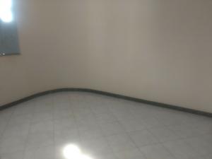 Alugo casa  1º andar (ALUGADO)