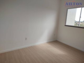 ALUGA-SE Apartamento no Condomínio Jardim de Aruana