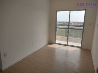 ALUGA-SE Apartamento no Condomínio Jardim de Aruana