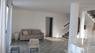 Casa temporada com 4 suítes (ALUGADO)