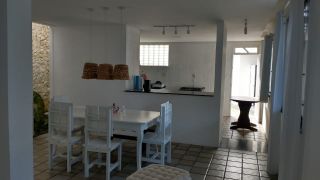 Casa temporada com 4 suítes (ALUGADO)