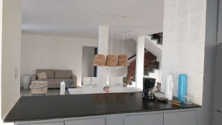 Casa temporada com 4 suítes (ALUGADO)