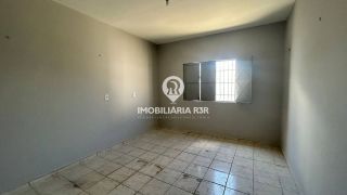 CASA - BAIRRO VALE QUEM TEM, ZONA LESTE