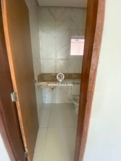 CASA - BAIRRO REIS VELOSO /  PARNAÍBA (PI)