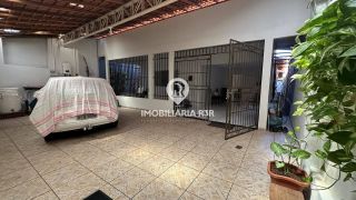 CASA - BAIRRO LOURIVAL PARENTE, ZONA SUL