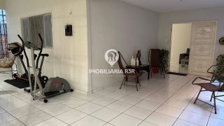 CASA - BAIRRO LOURIVAL PARENTE, ZONA SUL