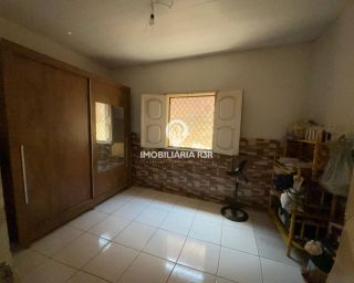 CASA - BAIRRO LOURIVAL PARENTE, ZONA SUL