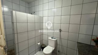 CASA - BAIRRO LOURIVAL PARENTE, ZONA SUL