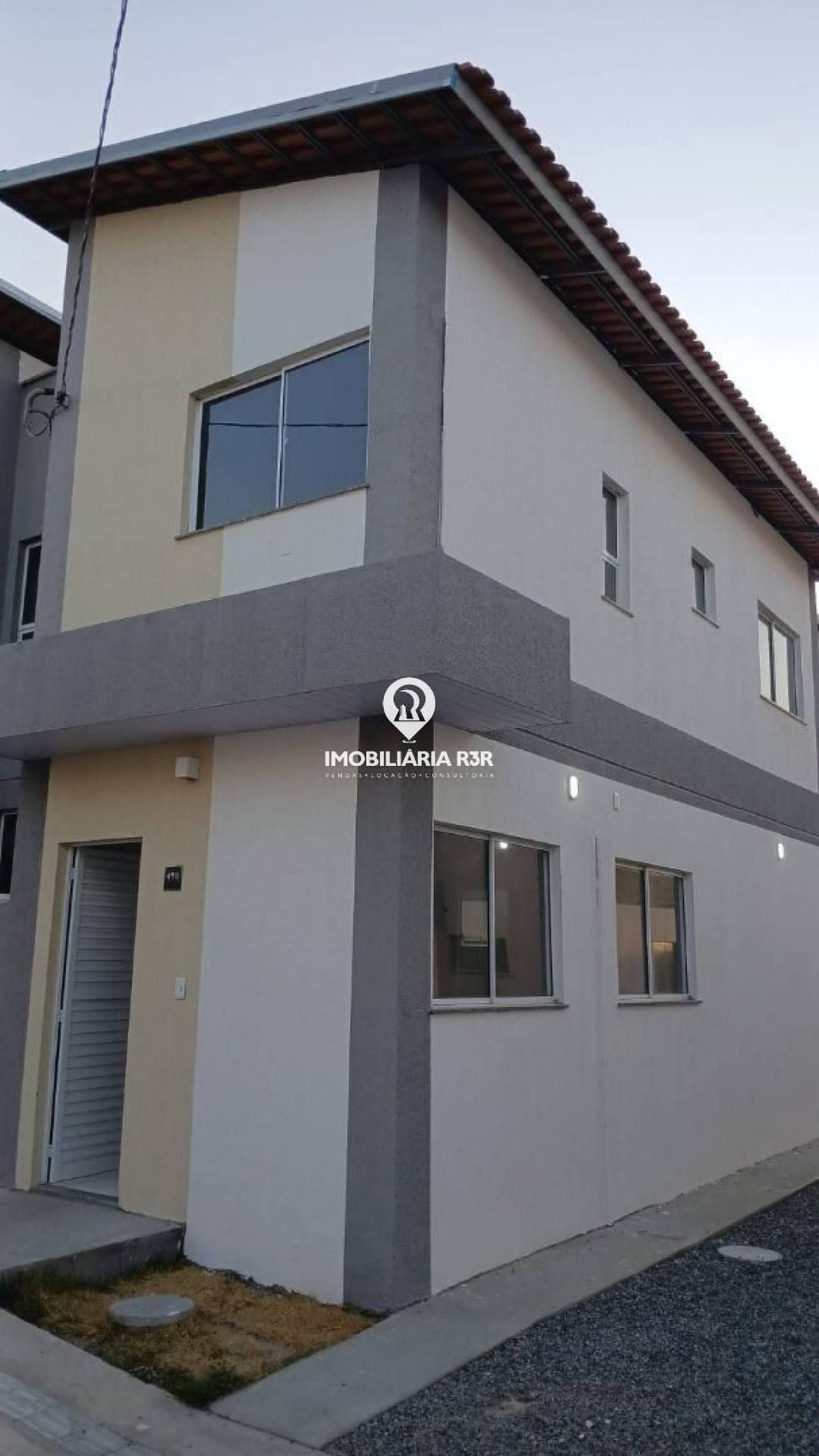 CASA DÚPLEX - BAIRRO SABIAZAL, PARNAIBA (PI)