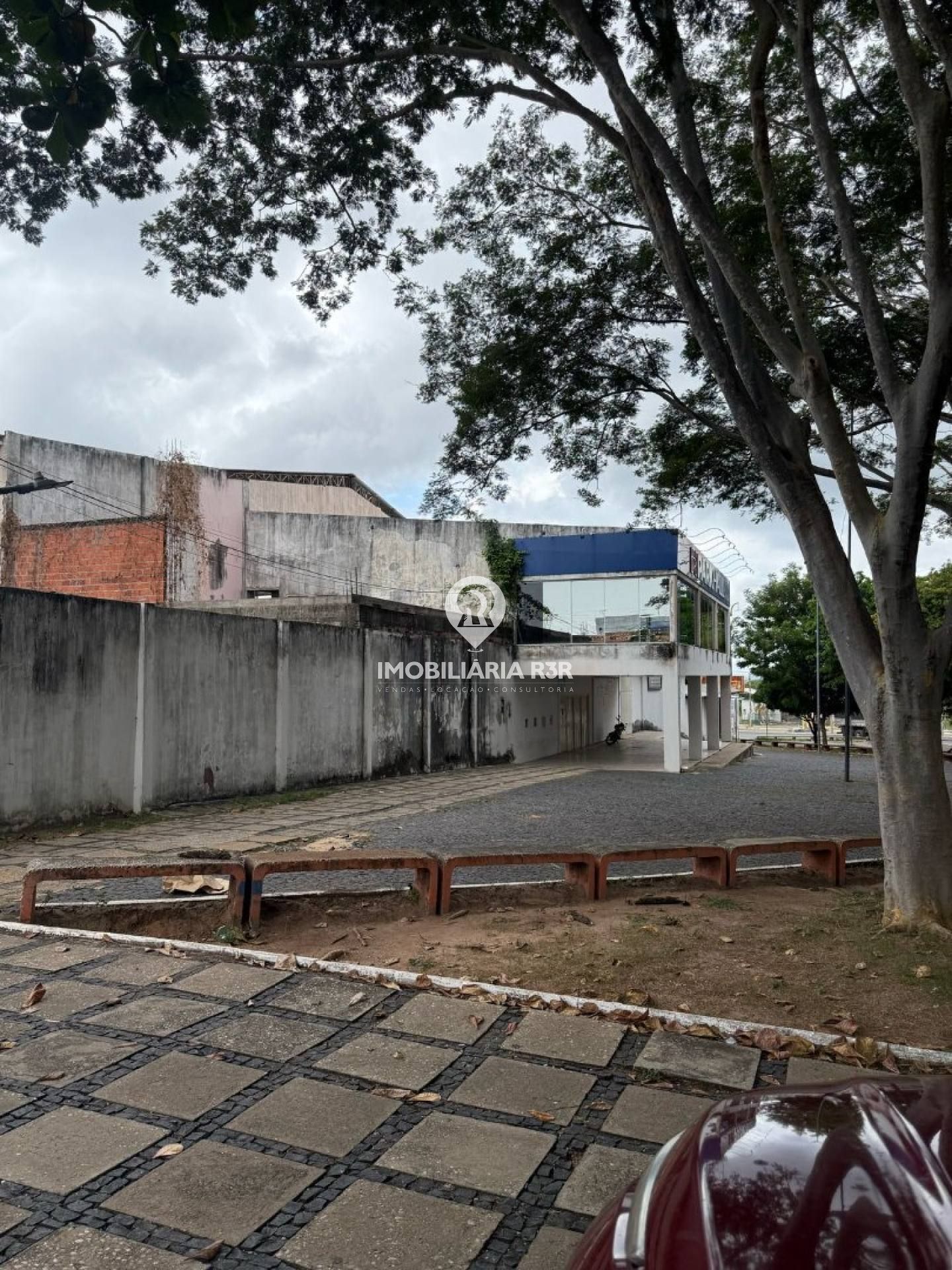 CLUBE/TERRENO COMERCIAL - BAIRRO PARQUE PIAUI, ZONA SUL